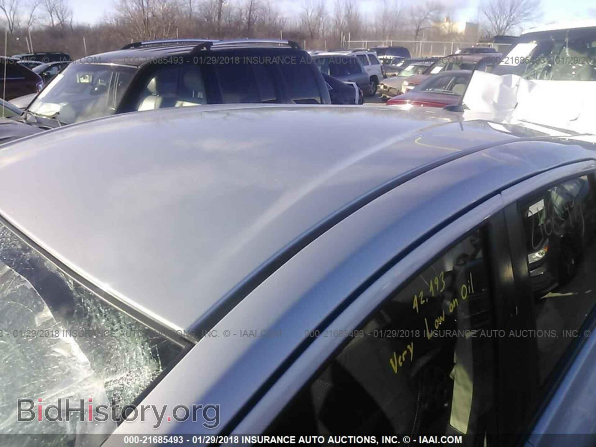 2016 Nissan Versa note - VIN: 3N1CE2CP9GL360497 - Photo 6