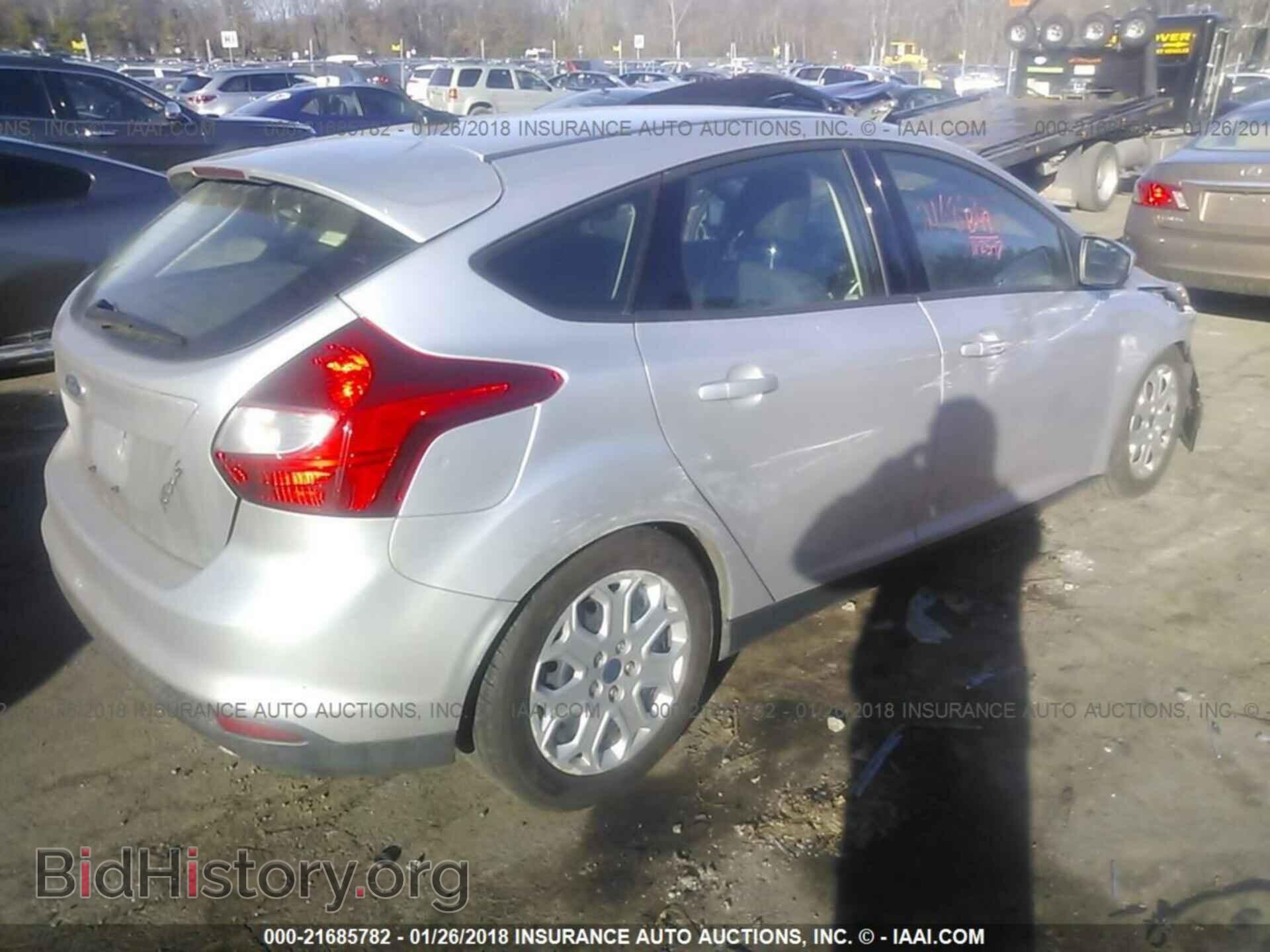 2012 Ford Focus - VIN: 1FAHP3K21CL367061 - Photo 4