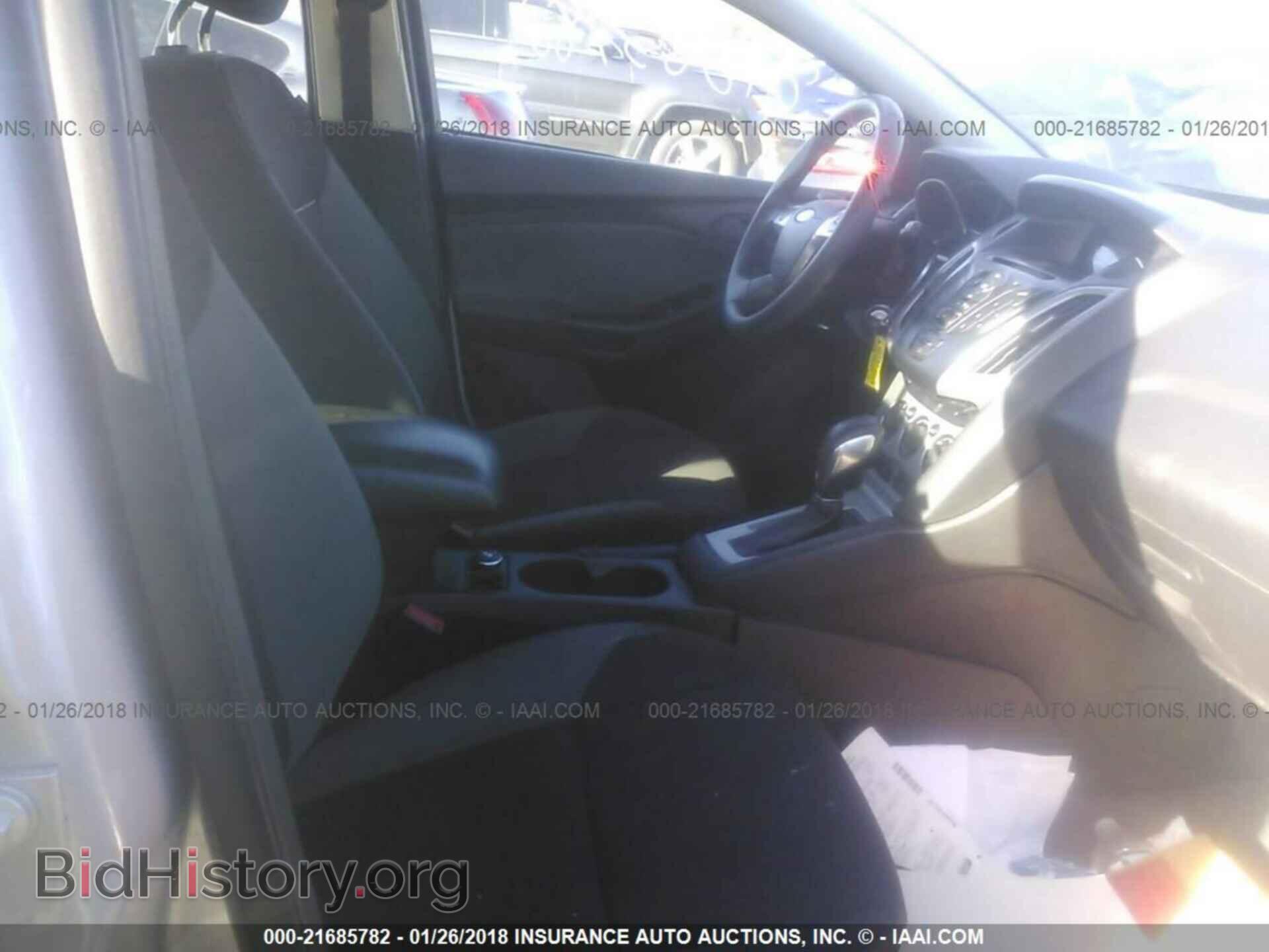2012 Ford Focus - VIN: 1FAHP3K21CL367061 - Photo 5
