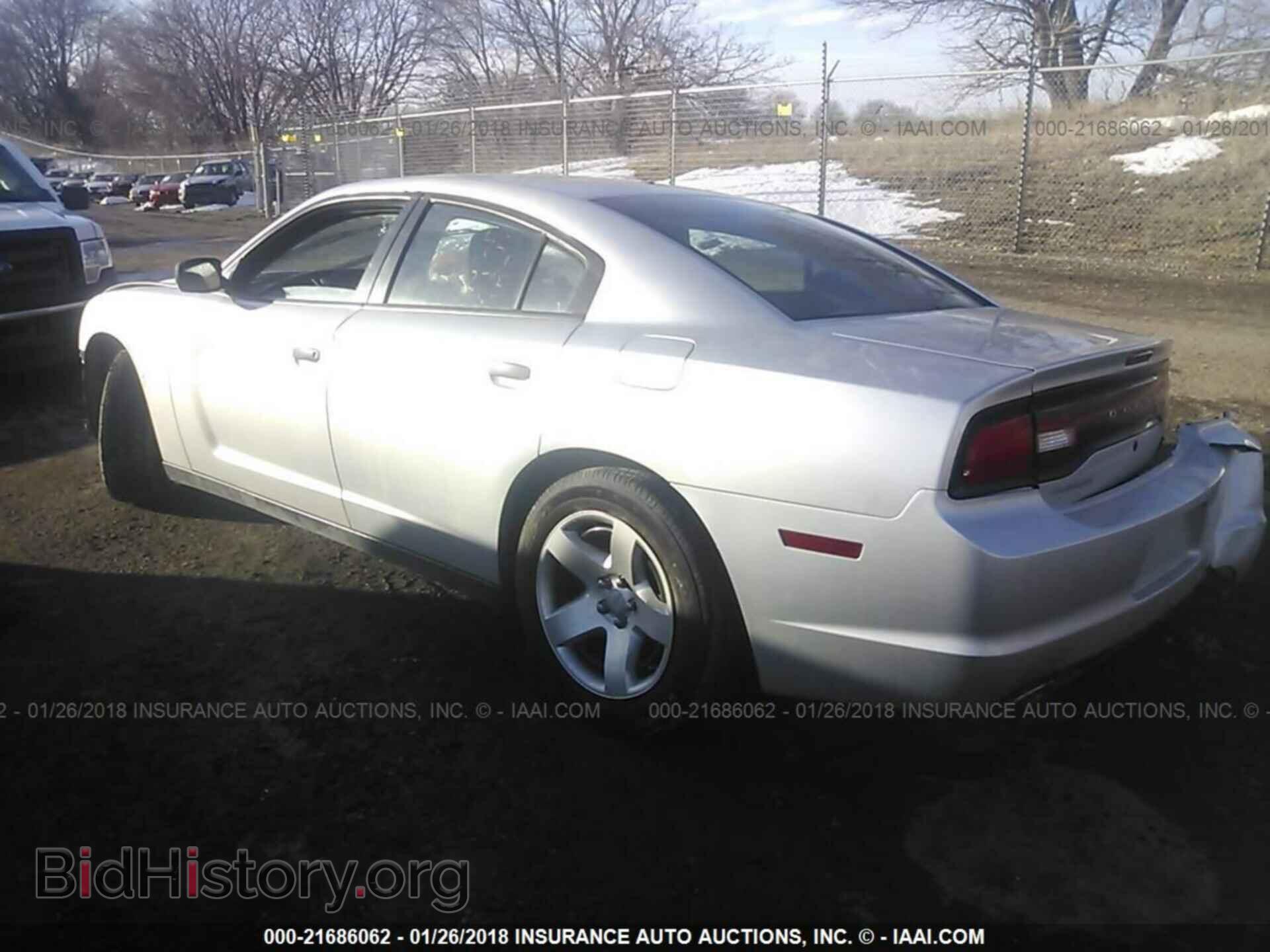 2011 Dodge Charger - VIN: 2B3CL1CT2BH574390 - Фото 3