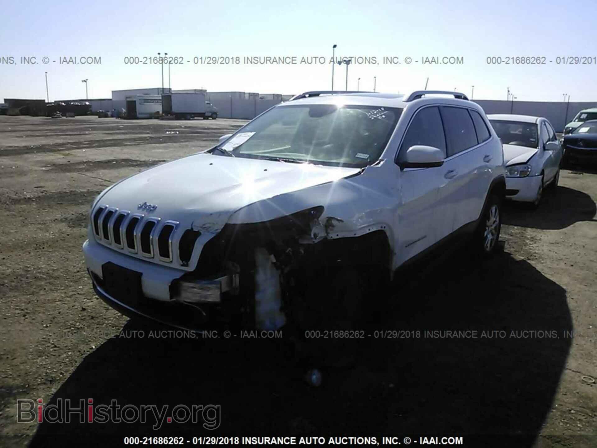 2014 Jeep Cherokee - VIN: 1C4PJMDS6EW129234 - Photo 2