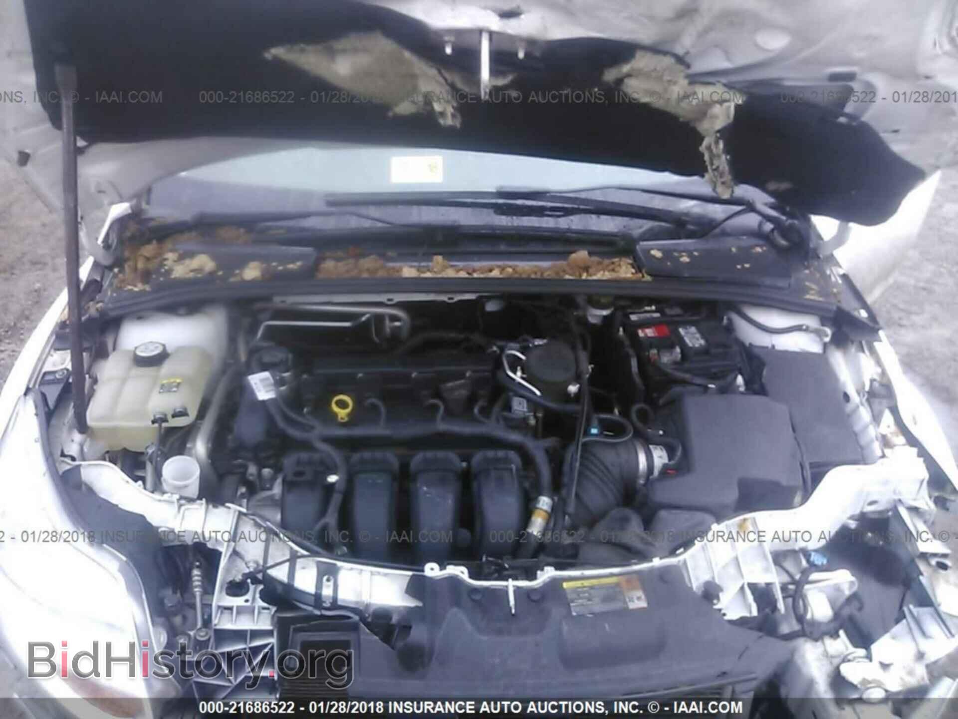 2012 Ford Focus - VIN: 1FAHP3E20CL272180 - Photo 10