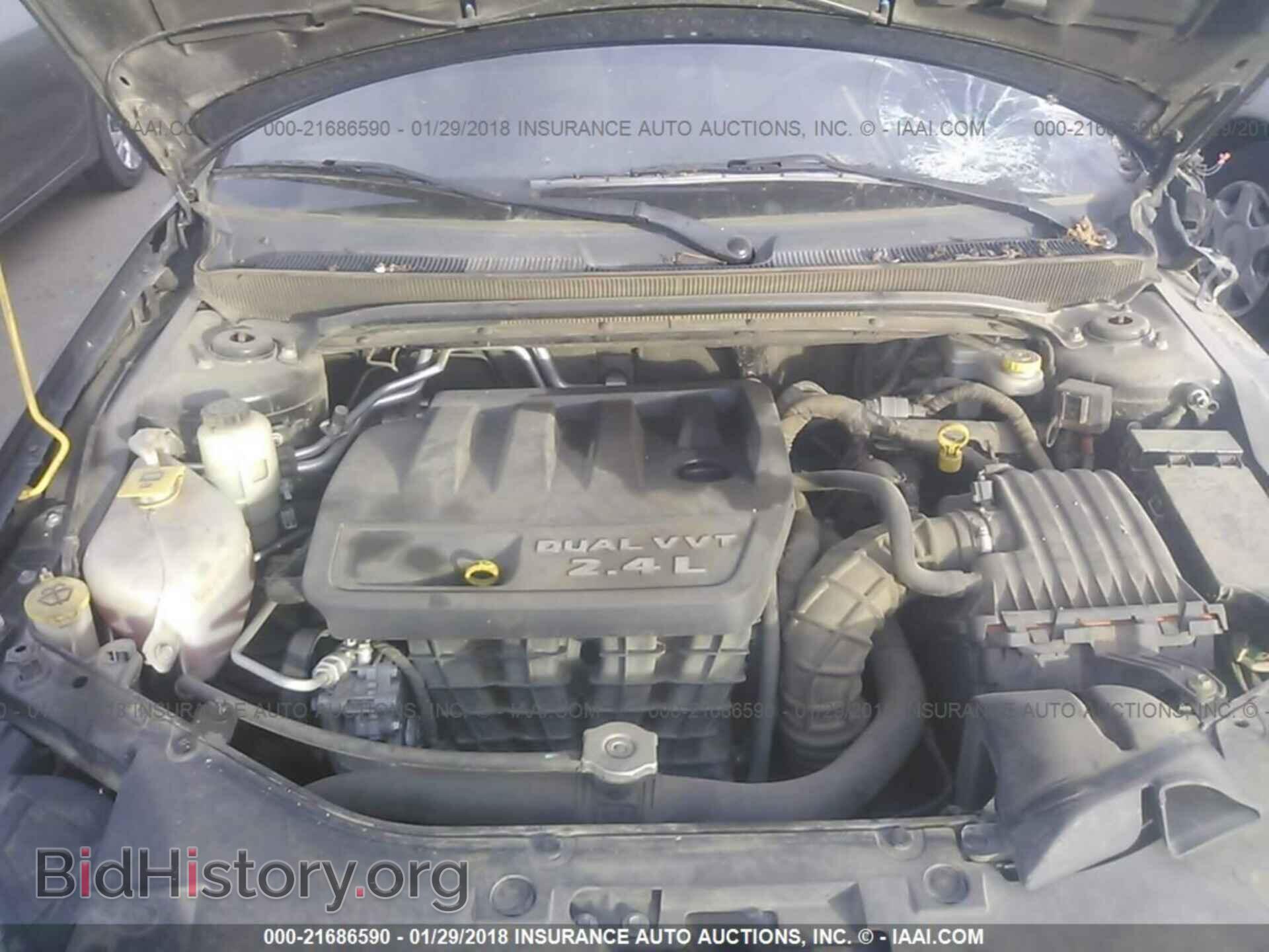 2012 Chrysler 200 - VIN: 1C3CCBAB9CN320610 - Фото 10