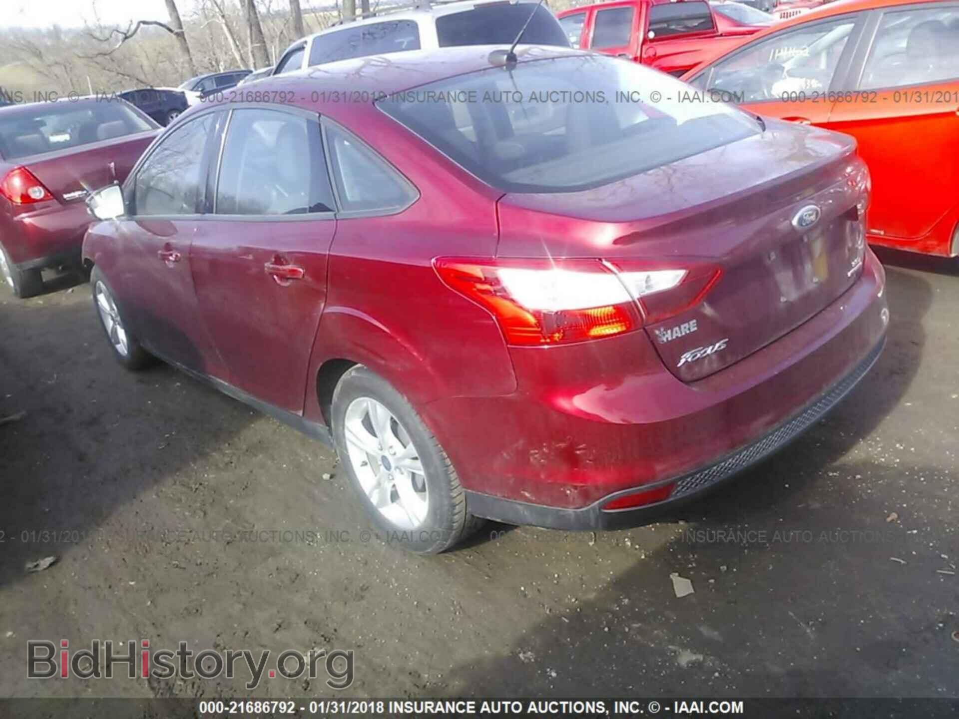 2014 Ford Focus - VIN: 1FADP3F26EL171418 - Фото 3