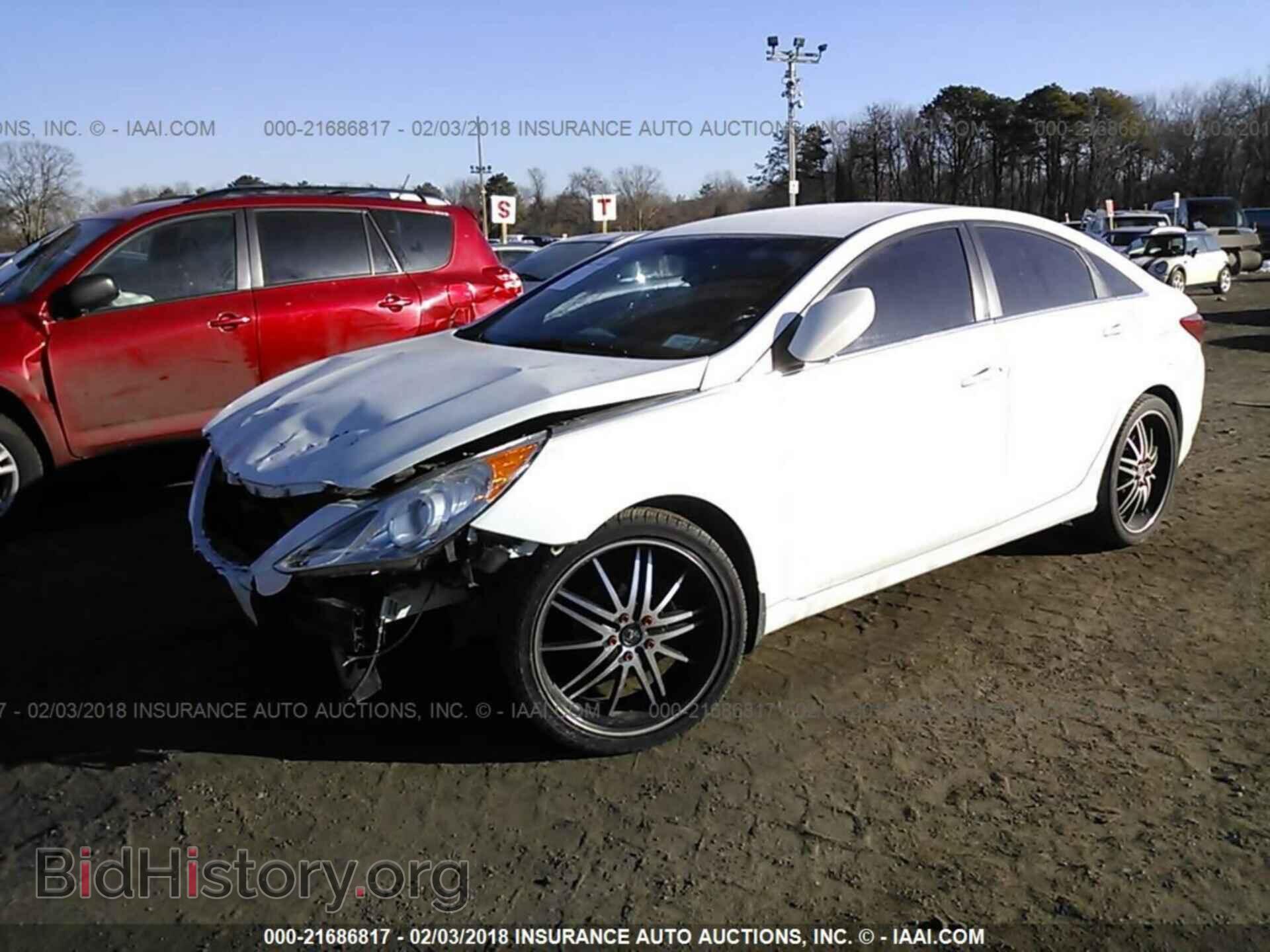 2012 Hyundai Sonata - VIN: 5NPEB4AC6CH404265 - Photo 2