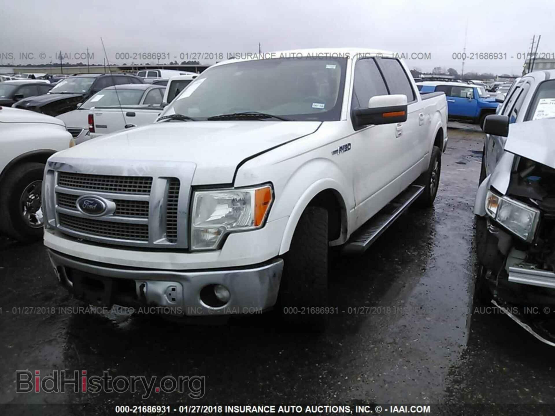 2011 Ford F150 - VIN: 1FTFW1CF0BFA41324 - Фото 2