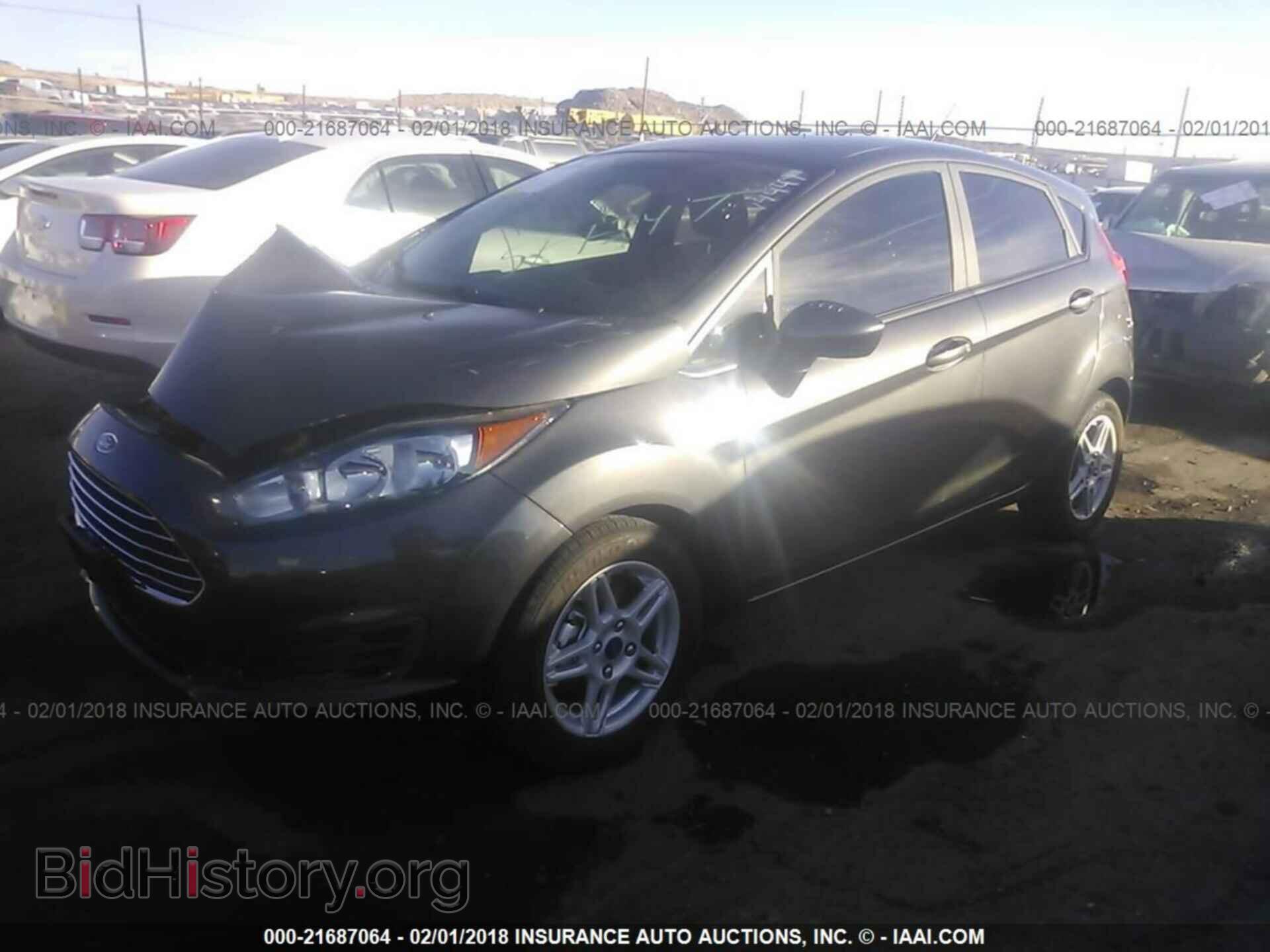 2017 Ford Fiesta - VIN: 3FADP4EJ2HM109869 - Фото 2