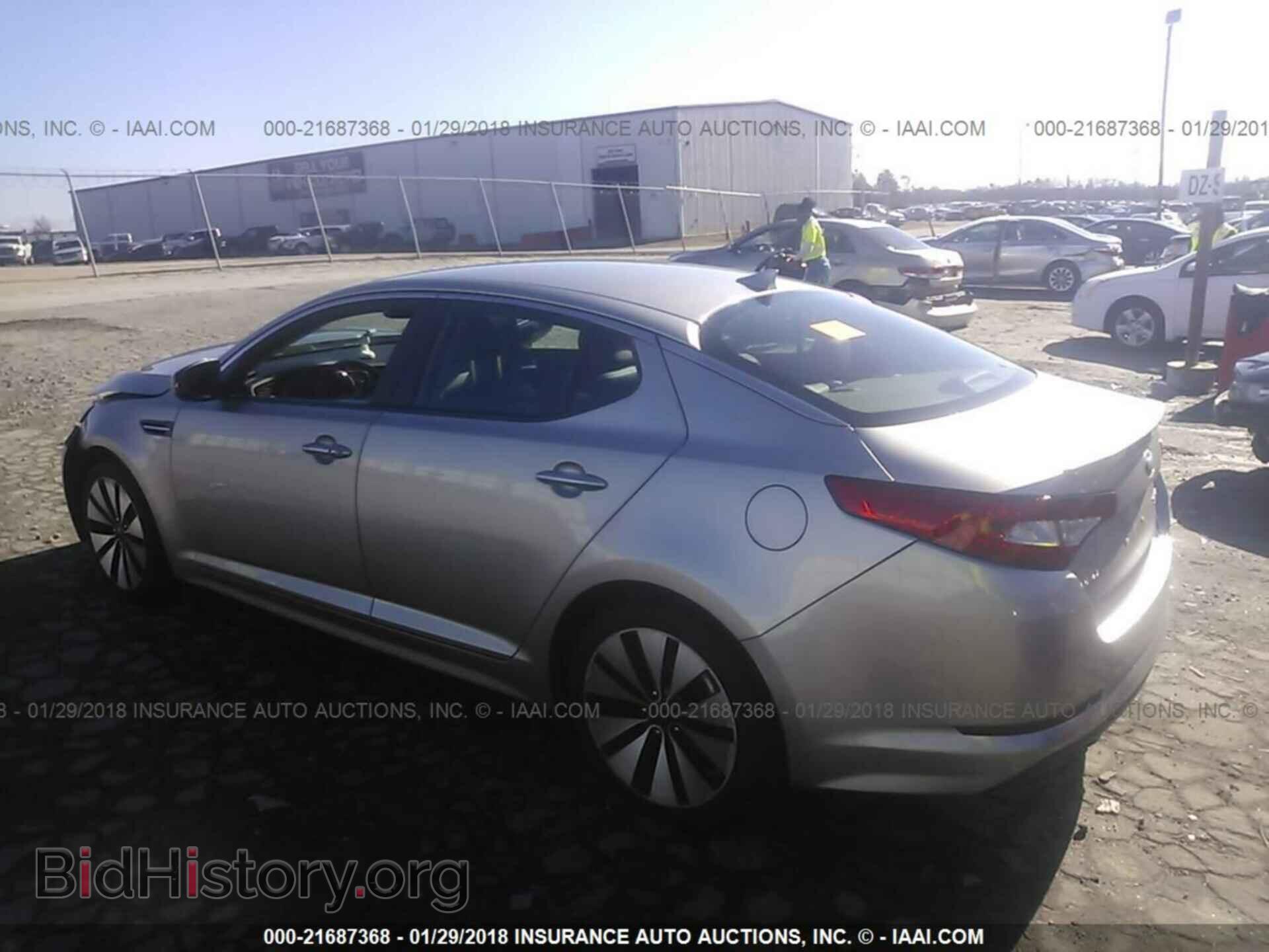 2013 Kia Optima - VIN: 5XXGR4A67DG245803 - Photo 3