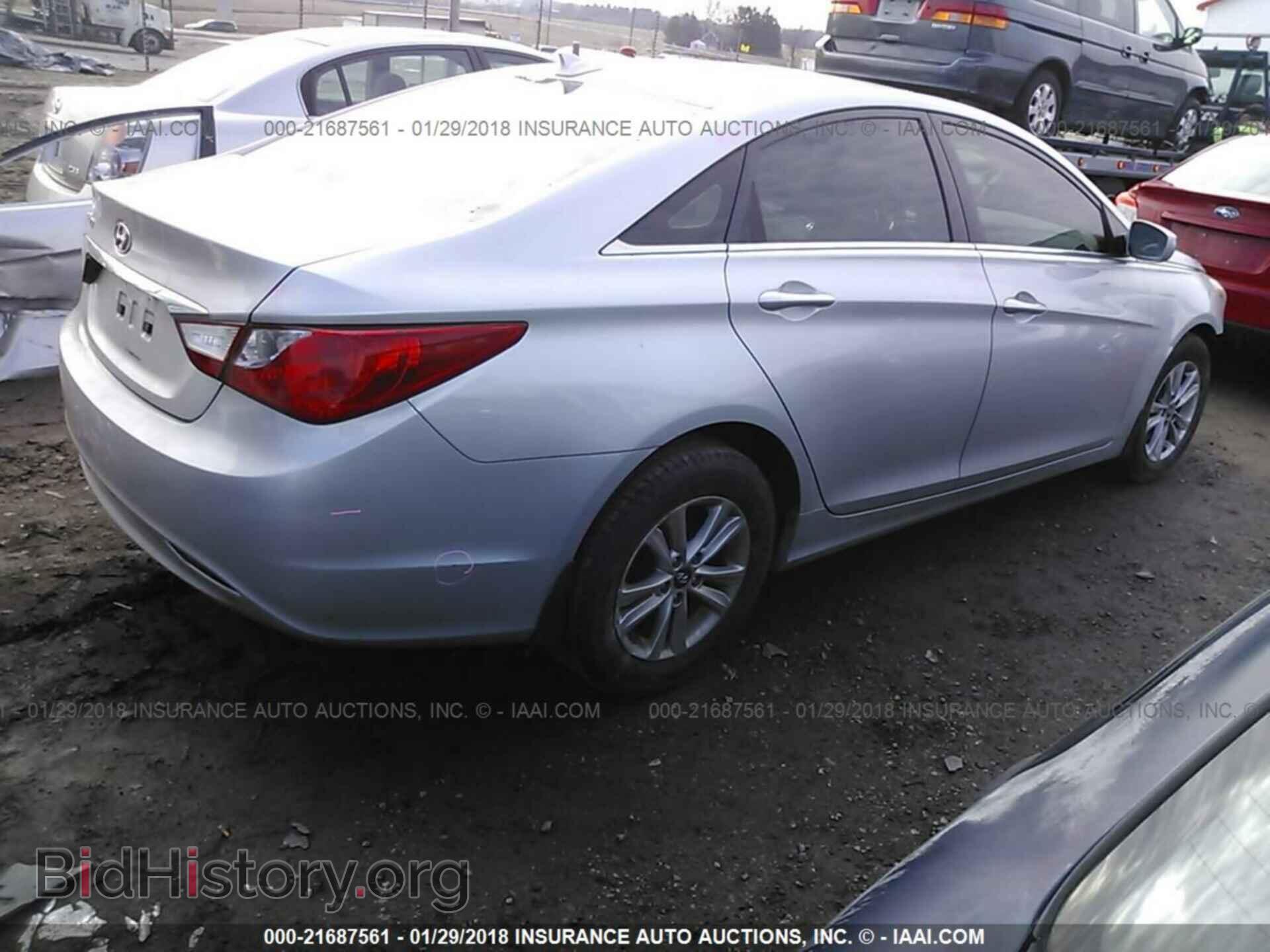 2012 Hyundai Sonata - VIN: 5NPEB4AC9CH487867 - Фото 4