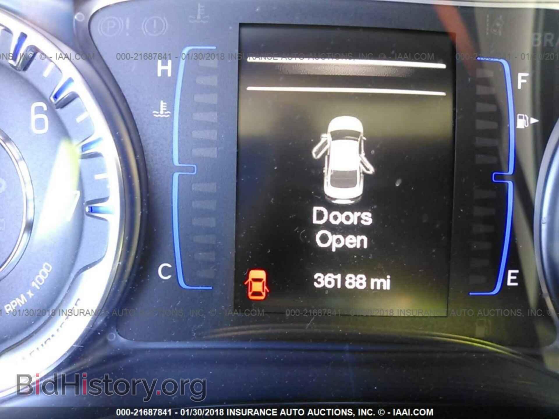2015 Chrysler 200 - VIN: 1C3CCCAB1FN663907 - Photo 7