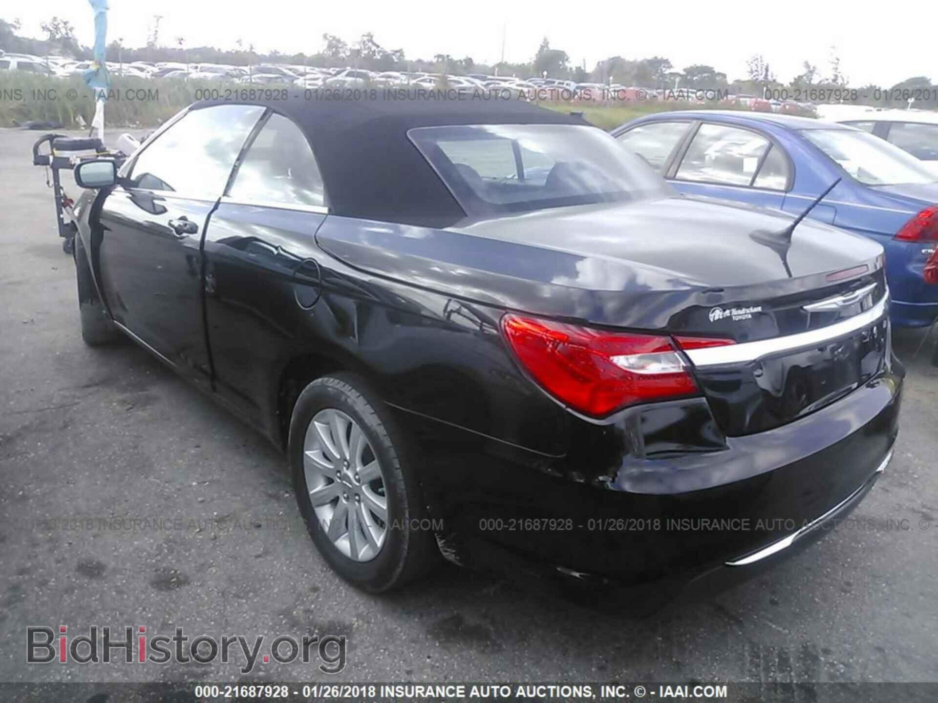 2013 Chrysler 200 - VIN: 1C3BCBEB5DN560096 - Фото 3