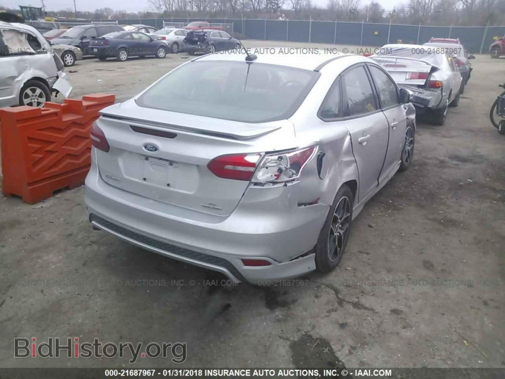 2015 Ford Focus - VIN: 1FADP3F22FL239134 - Фото 4