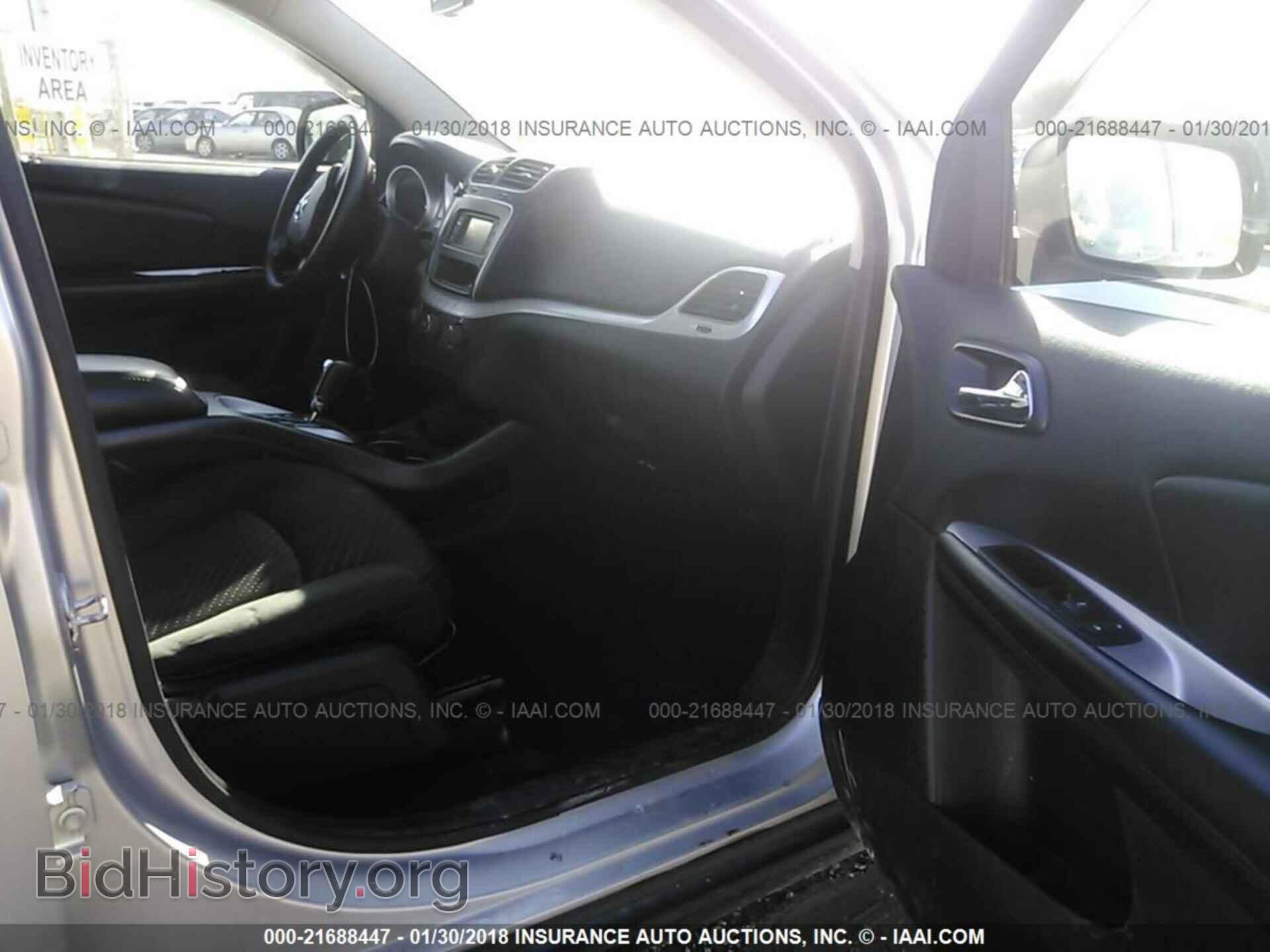 2014 Dodge Journey - VIN: 3C4PDCBG5ET142983 - Фото 5