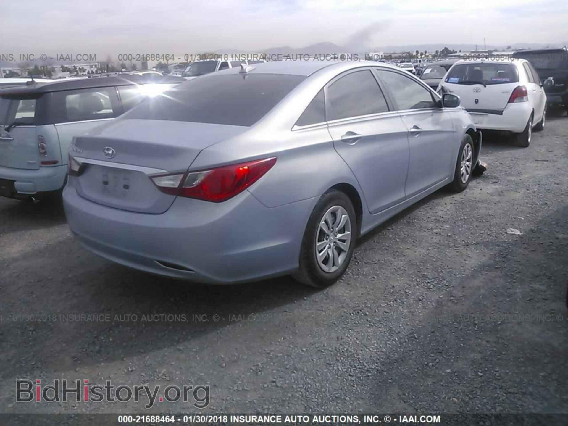 2012 Hyundai Sonata - VIN: 5NPEB4AC8CH328922 - Фото 4