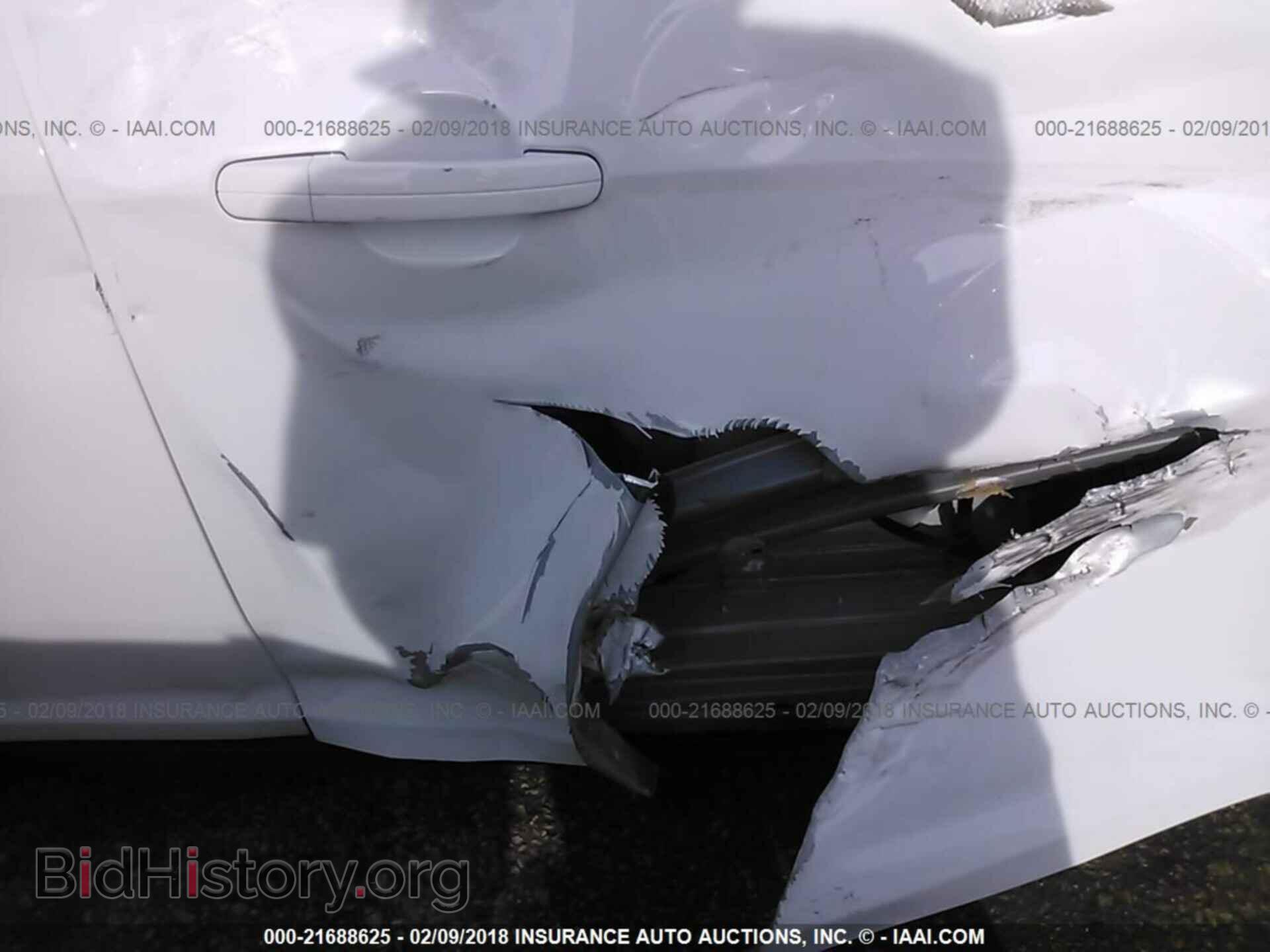 2017 Ford Focus - VIN: 1FADP3F28HL285862 - Photo 6