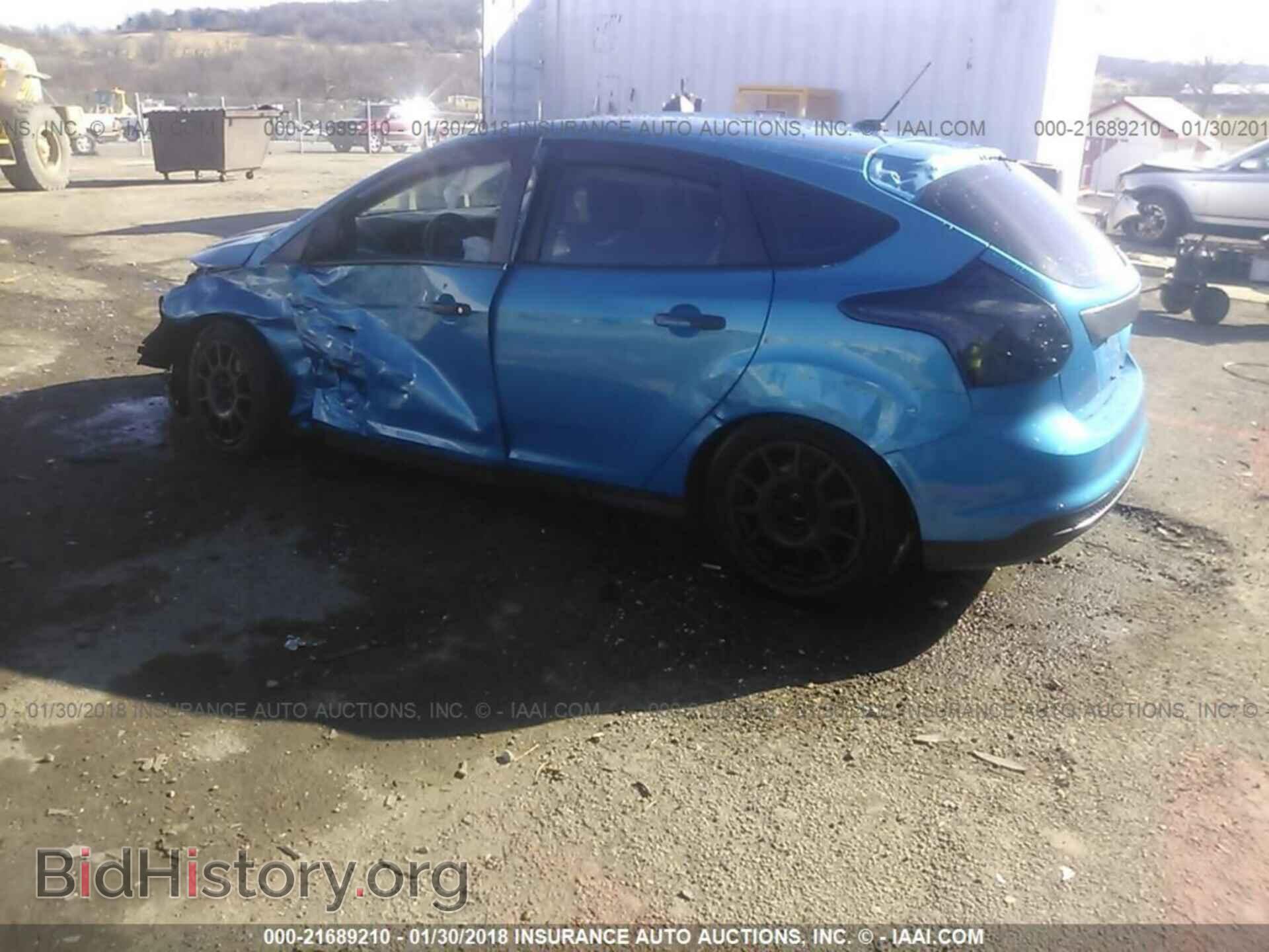 2012 Ford Focus - VIN: 1FAHP3N22CL308290 - Photo 3