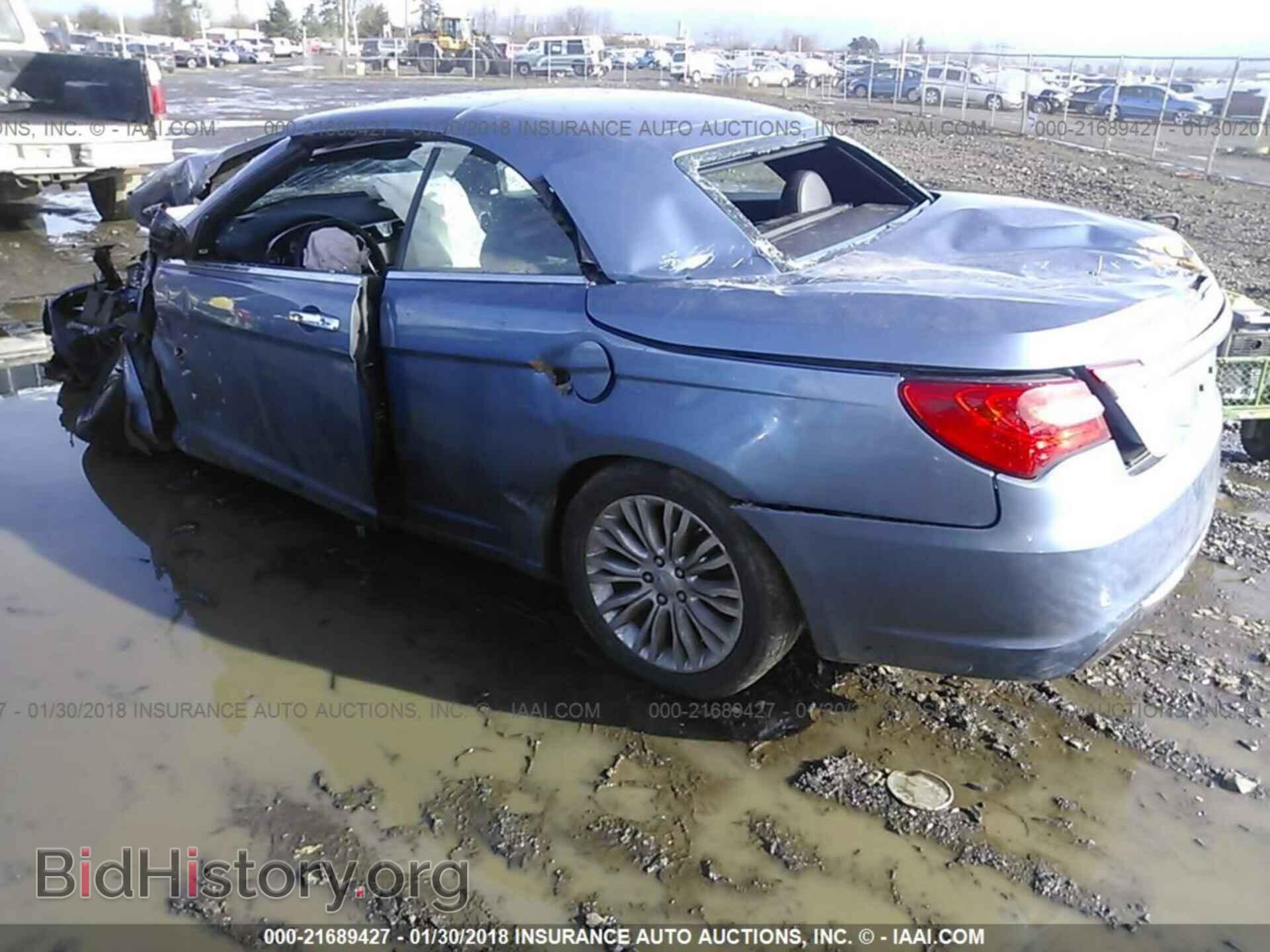 2011 Chrysler 200 - VIN: 1C3BC7EG9BN596878 - Photo 3