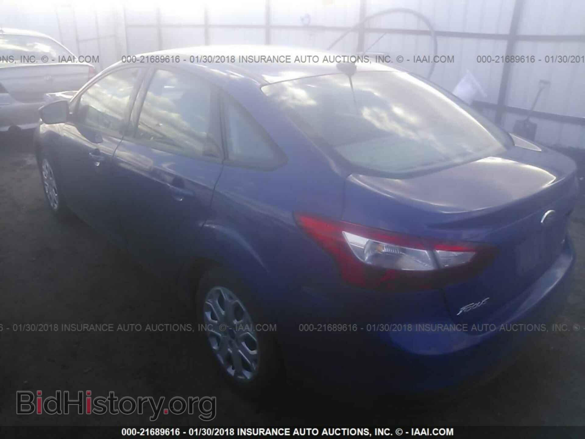 2012 Ford Focus - VIN: 1FAHP3F20CL478002 - Photo 3