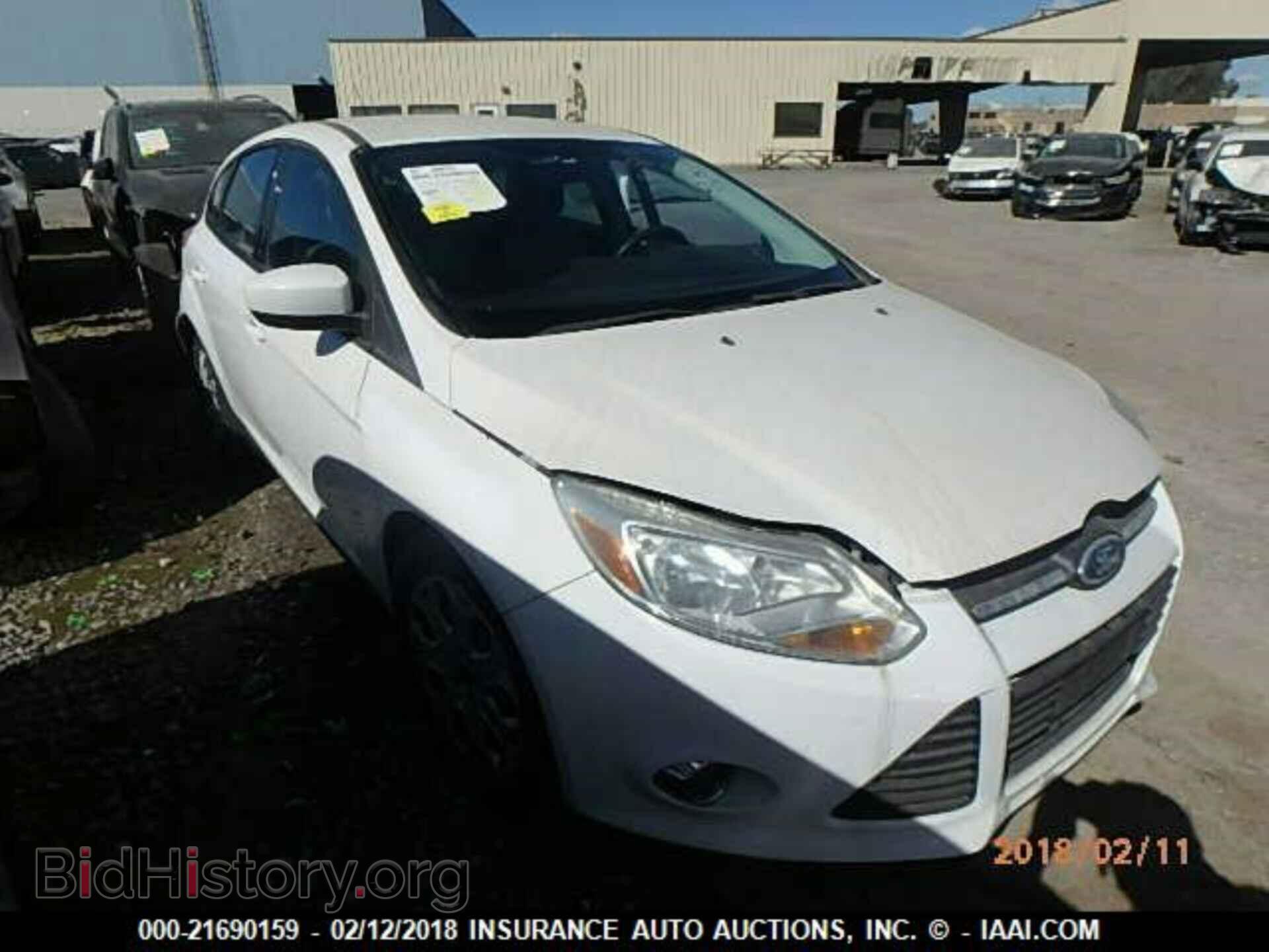 Photo 1FAHP3K20CL332401 - Ford Focus 2012