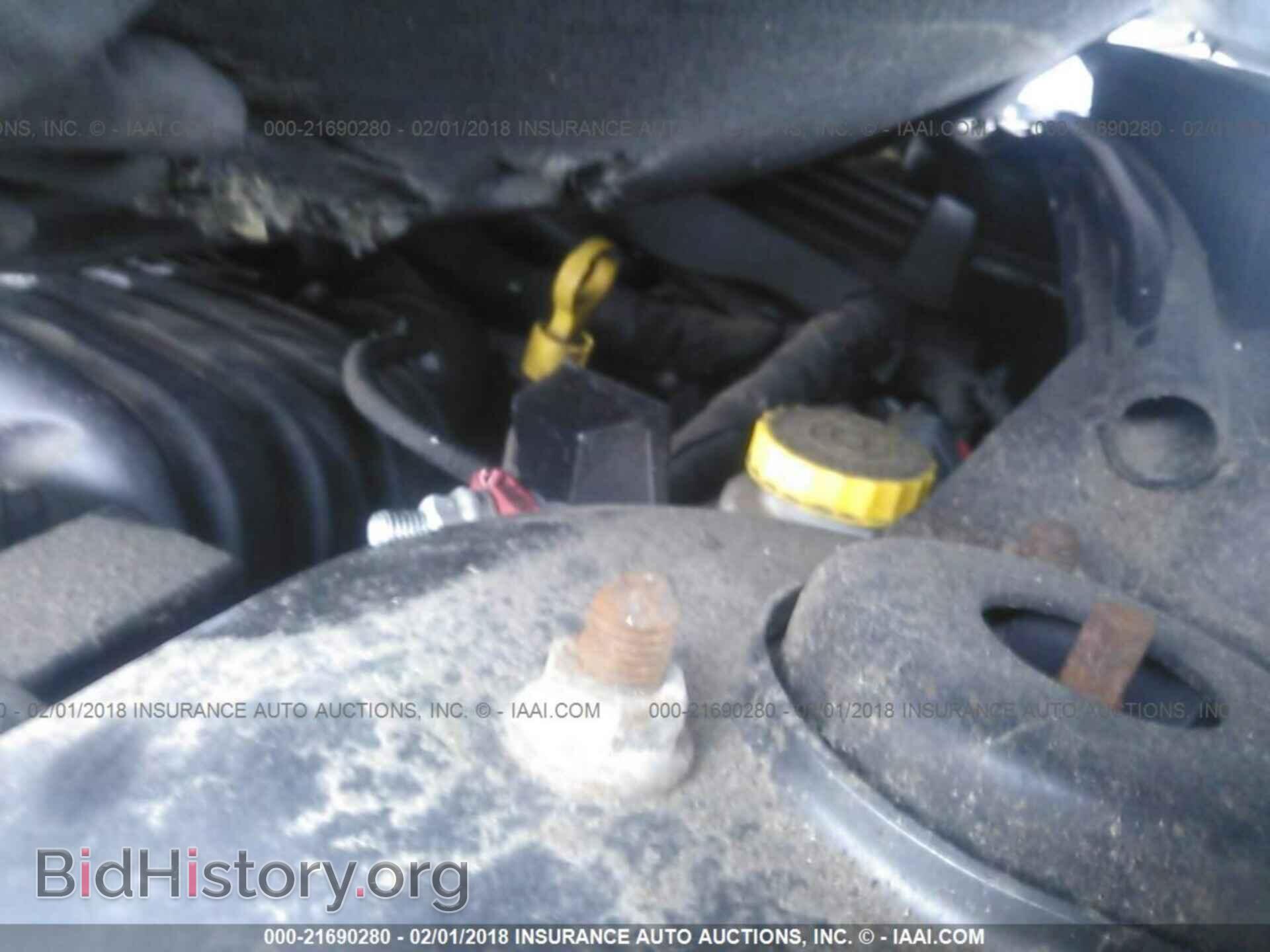 2013 Chrysler 200 - VIN: 1C3CCBAB4DN689859 - Фото 10