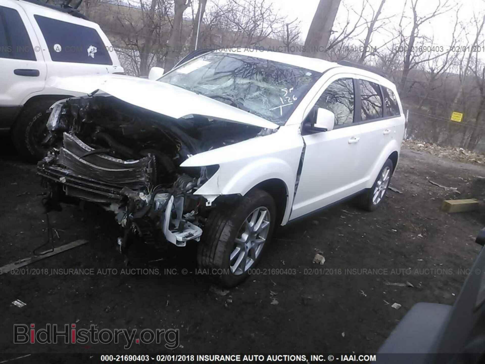 2014 Dodge Journey - VIN: 3C4PDCBB2ET160538 - Фото 2