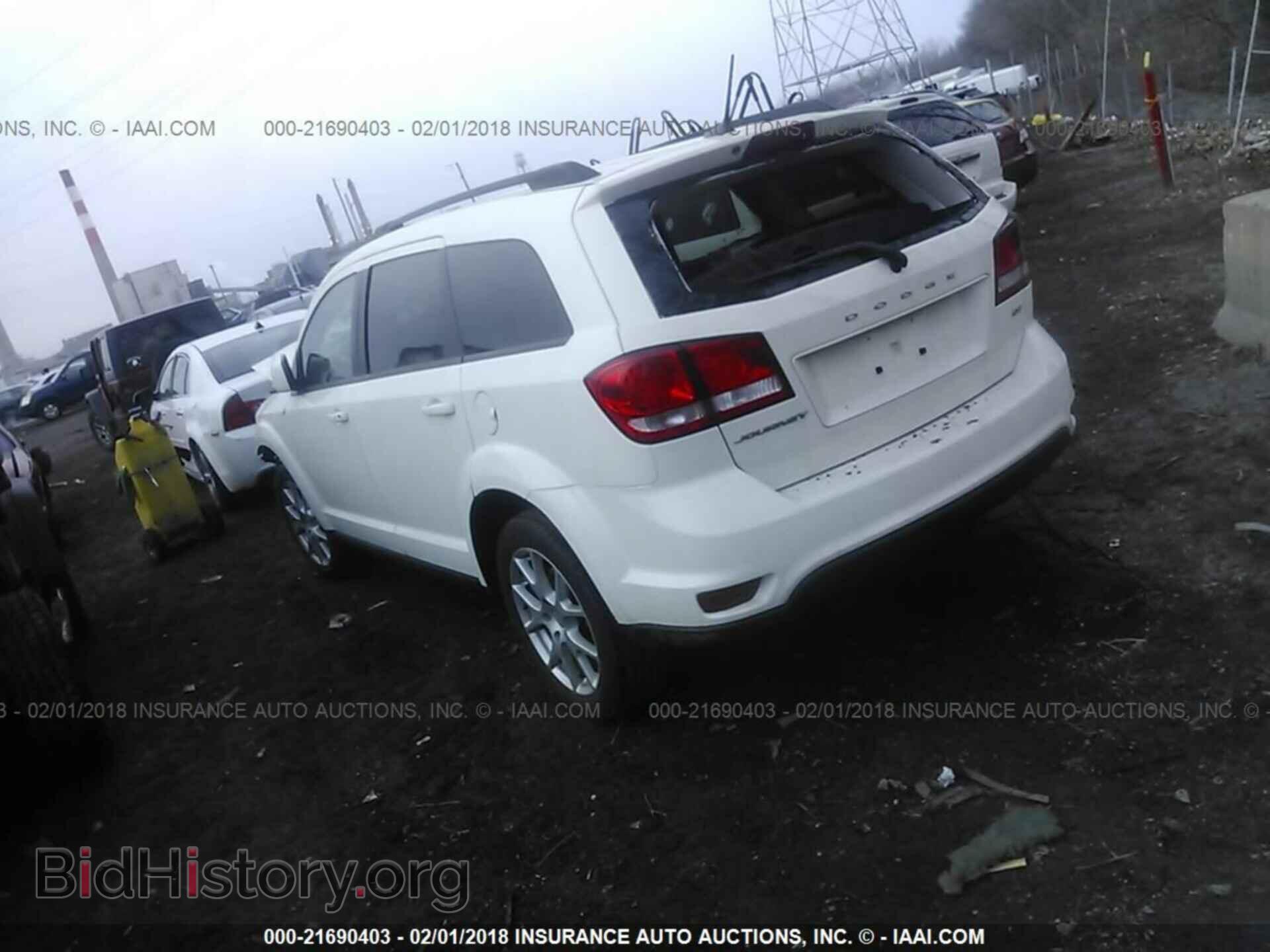 2014 Dodge Journey - VIN: 3C4PDCBB2ET160538 - Фото 3