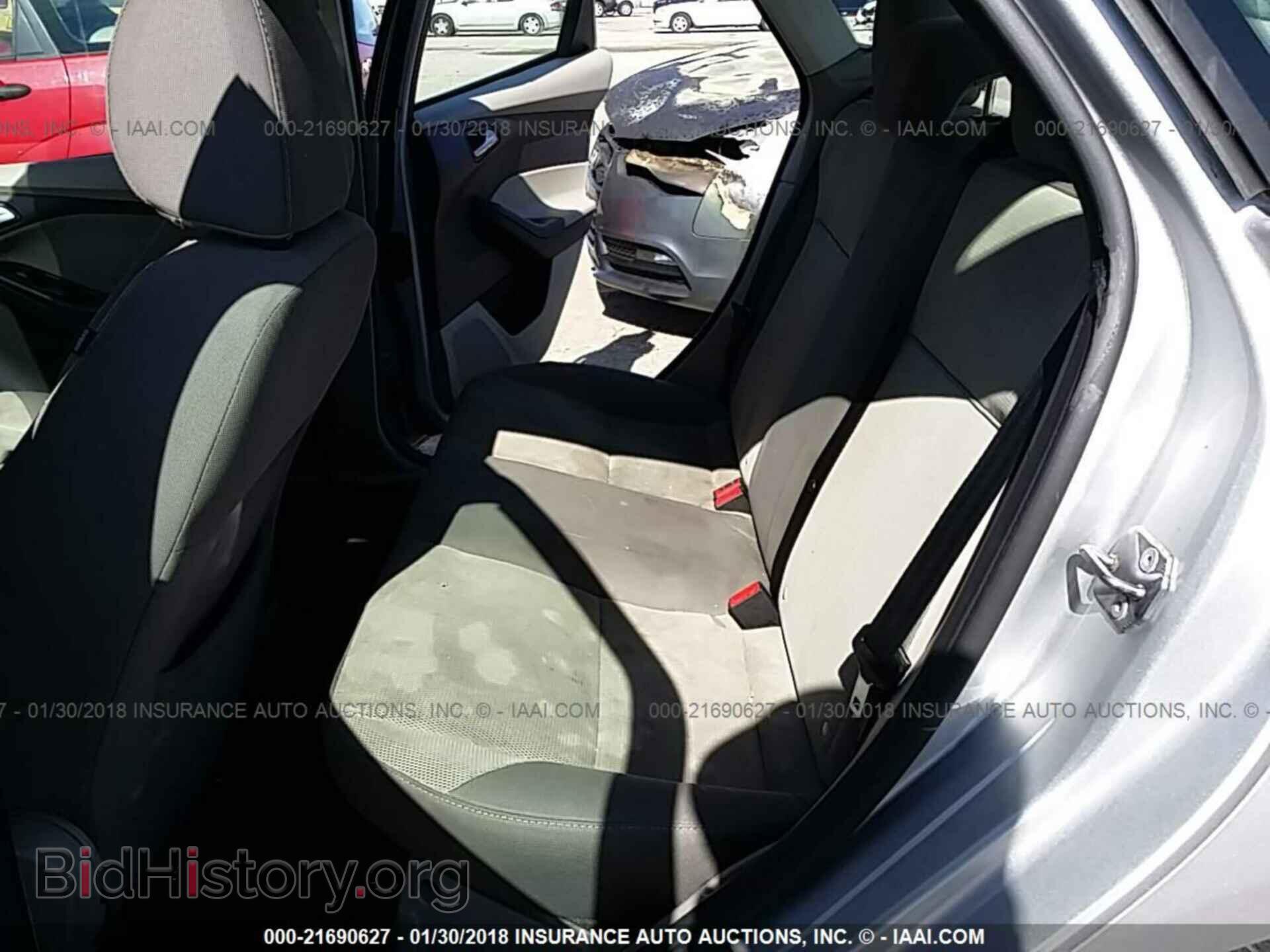 2013 Ford Focus - VIN: 1FADP3F24DL309584 - Photo 8