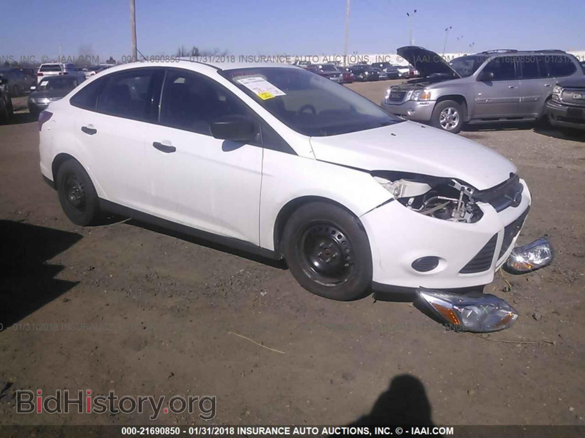 Фотография 1FADP3E28EL124313 - Ford Focus 2014