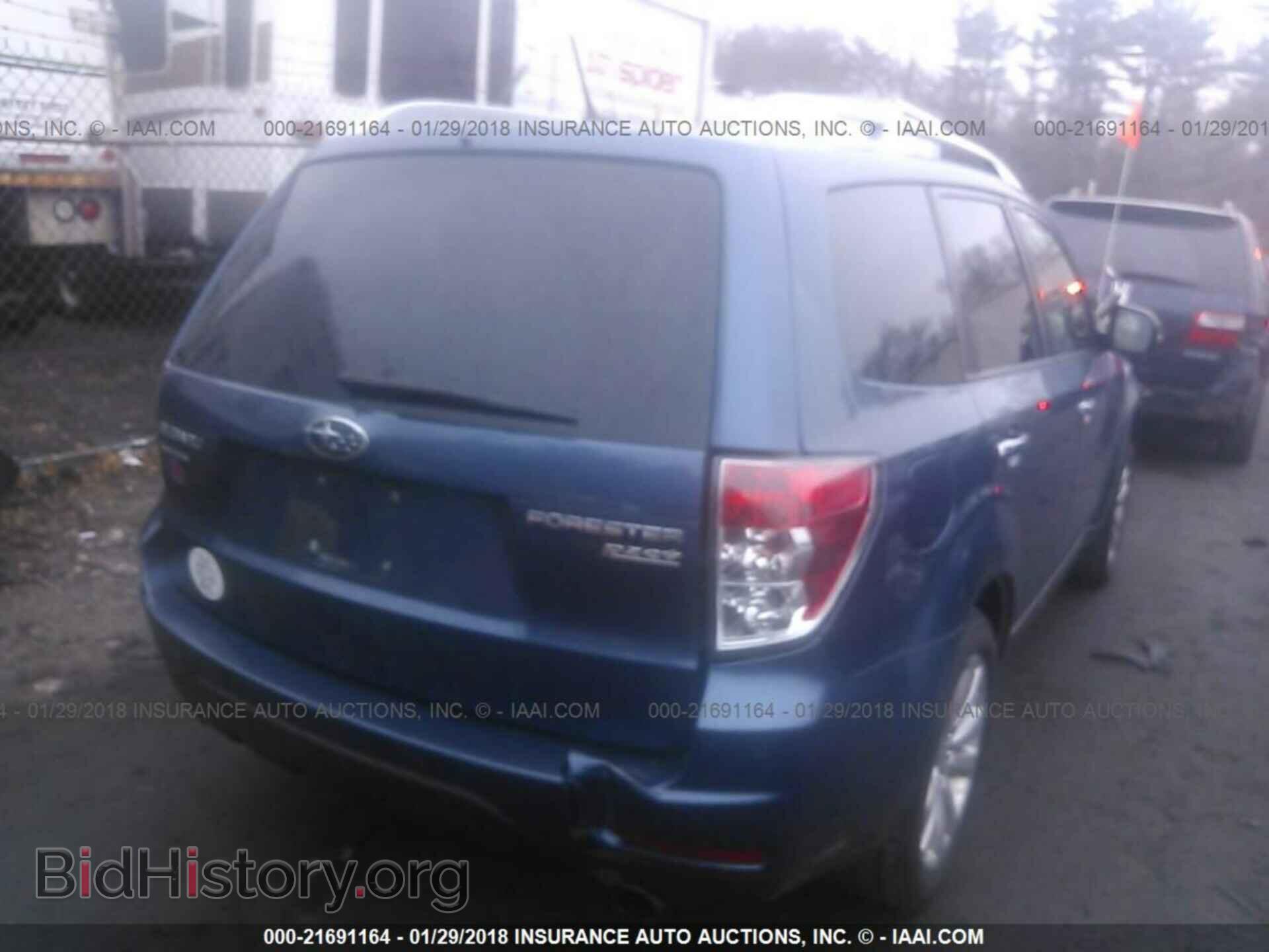 2011 Subaru Forester - VIN: JF2SHAGC4BH700942 - Фото 4