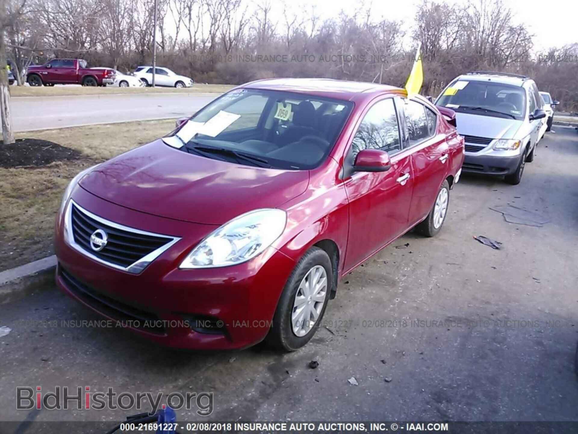2014 Nissan Versa - VIN: 3N1CN7AP5EK454752 - Фото 2