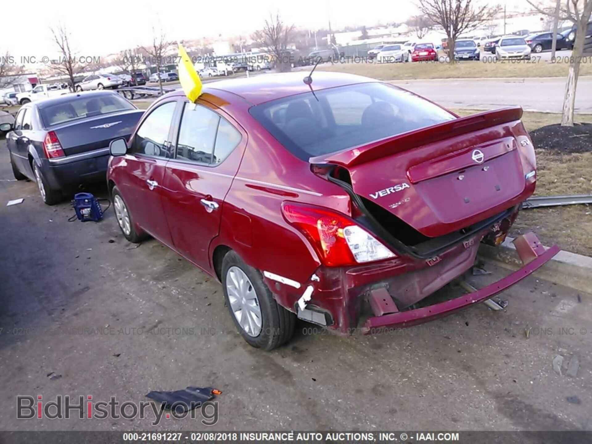 2014 Nissan Versa - VIN: 3N1CN7AP5EK454752 - Фото 3