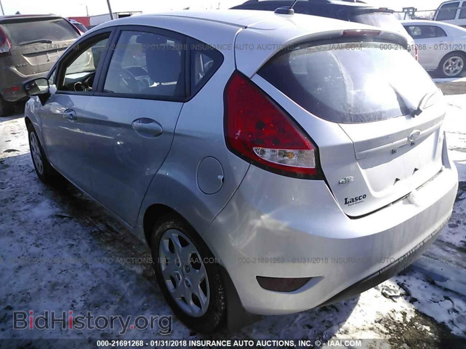 2012 Ford Fiesta - VIN: 3FADP4EJXCM114715 - Photo 3