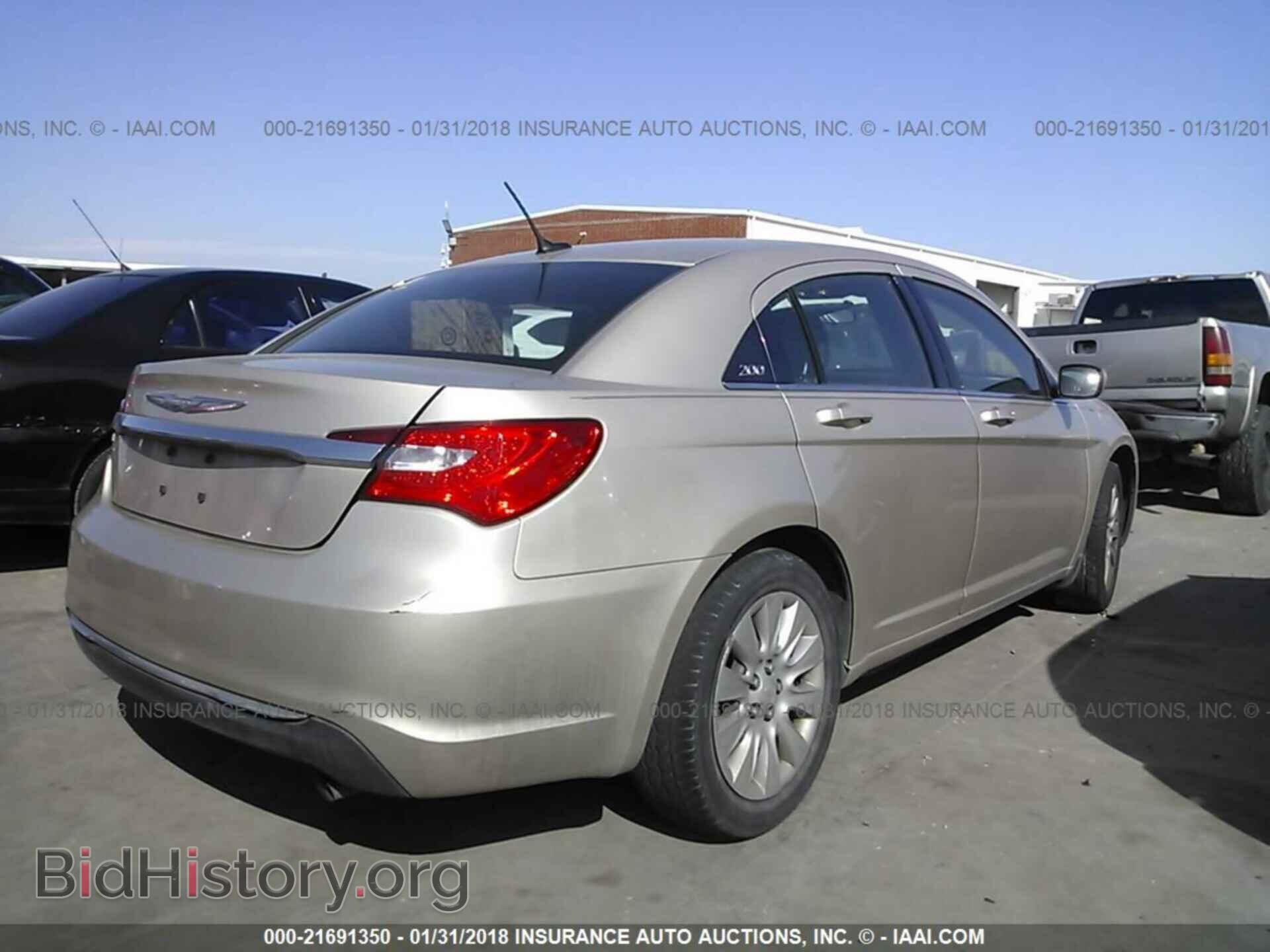 2014 Chrysler 200 - VIN: 1C3CCBAB4EN123265 - Фото 4