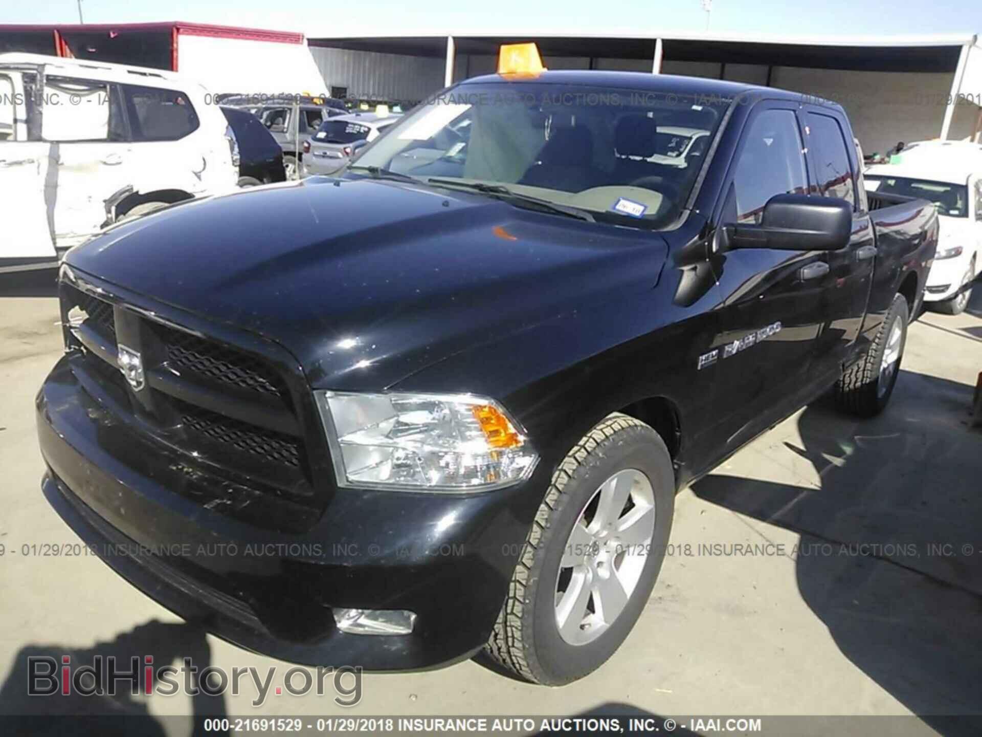 2012 Dodge Ram 1500 - VIN: 1C6RD6FT1CS324199 - Фото 2