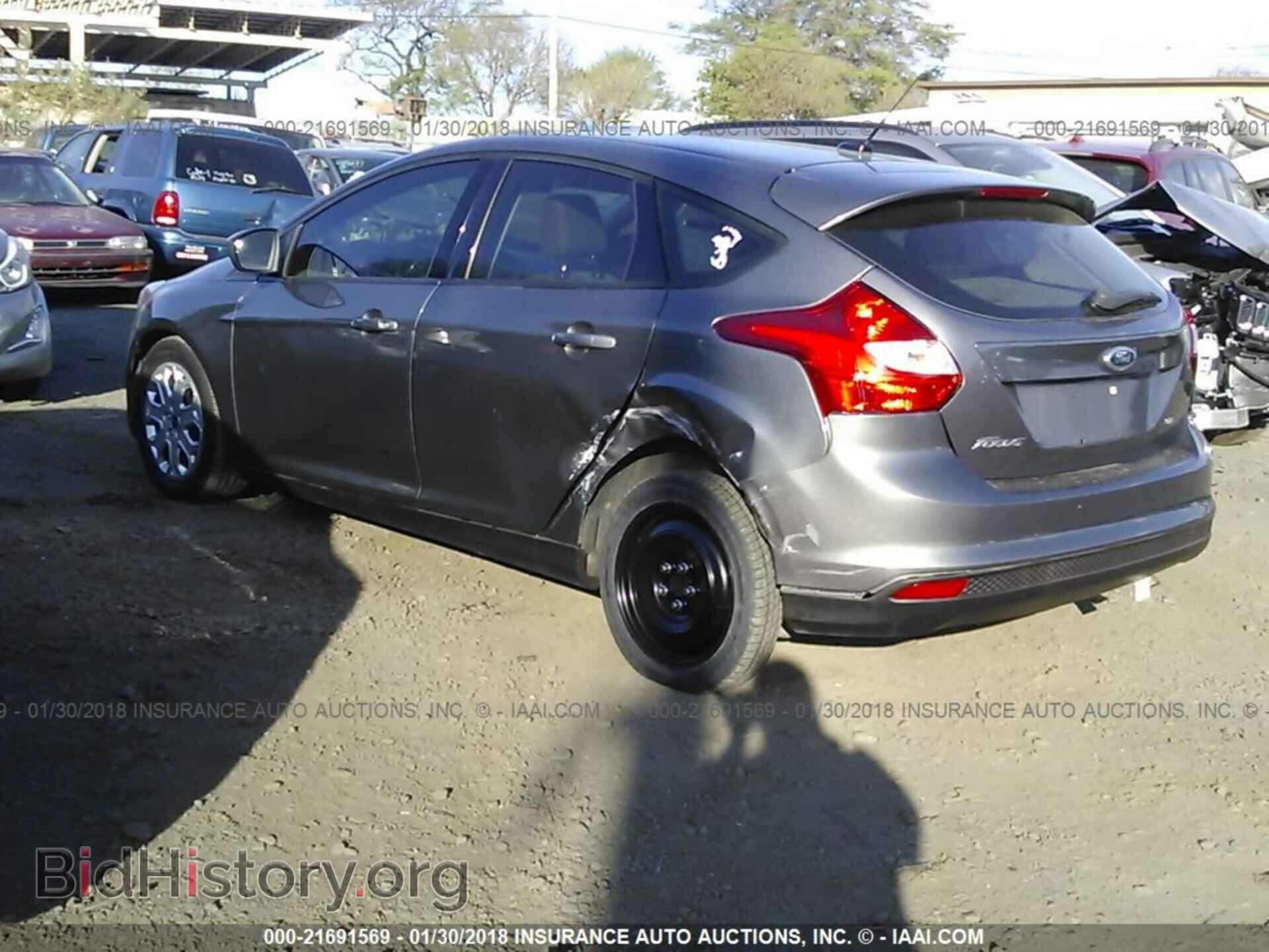 2012 Ford Focus - VIN: 1FAHP3K25CL101316 - Photo 3