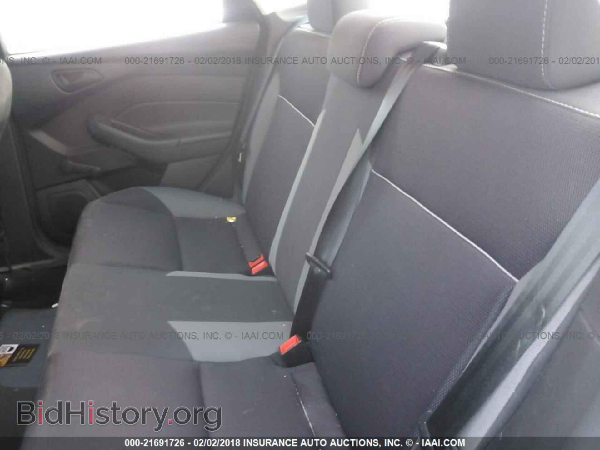 2014 Ford Focus - VIN: 1FADP3E22EL419729 - Photo 8