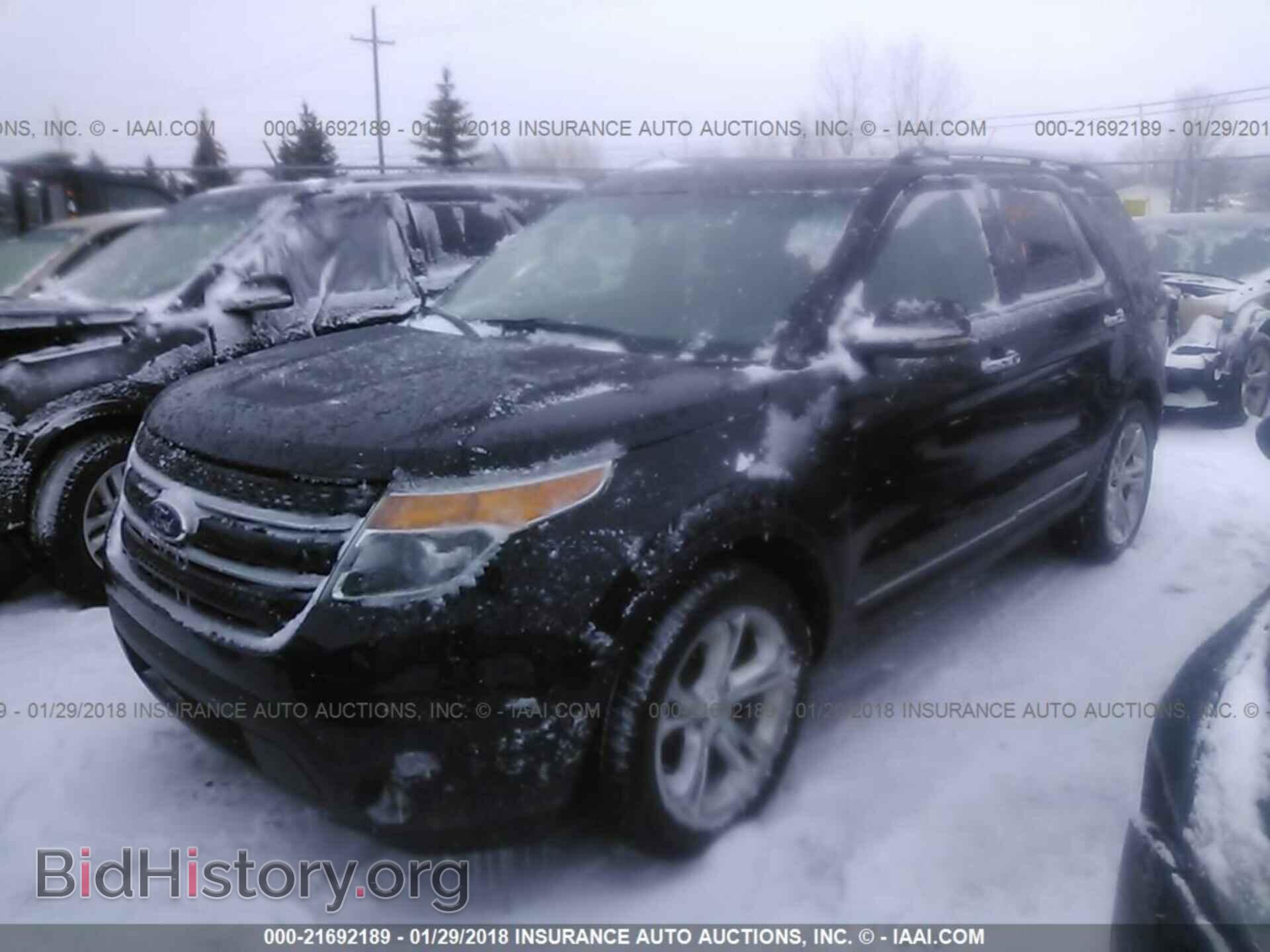 2012 Ford Explorer - VIN: 1FMHK8F82CGA08116 - Photo 2