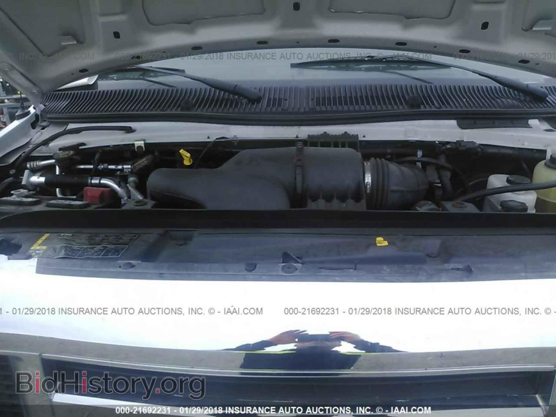 2014 Ford Econoline - VIN: 1FBNE3BL4EDA14925 - Фото 10
