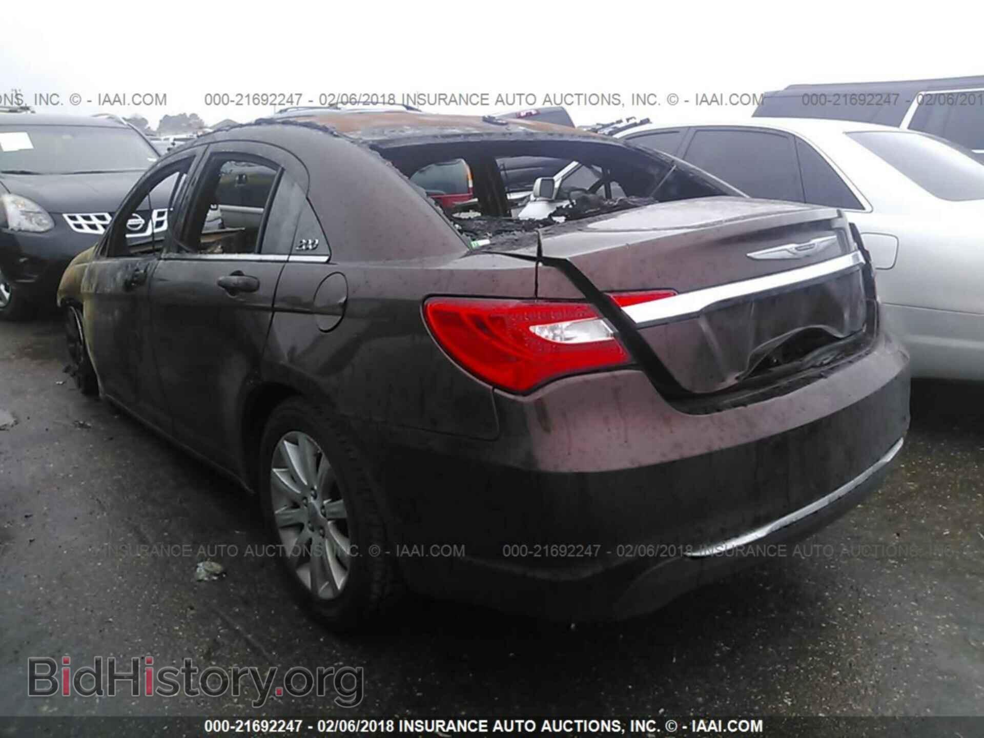 2013 Chrysler 200 - VIN: 1C3CCBBB2DN765934 - Photo 3