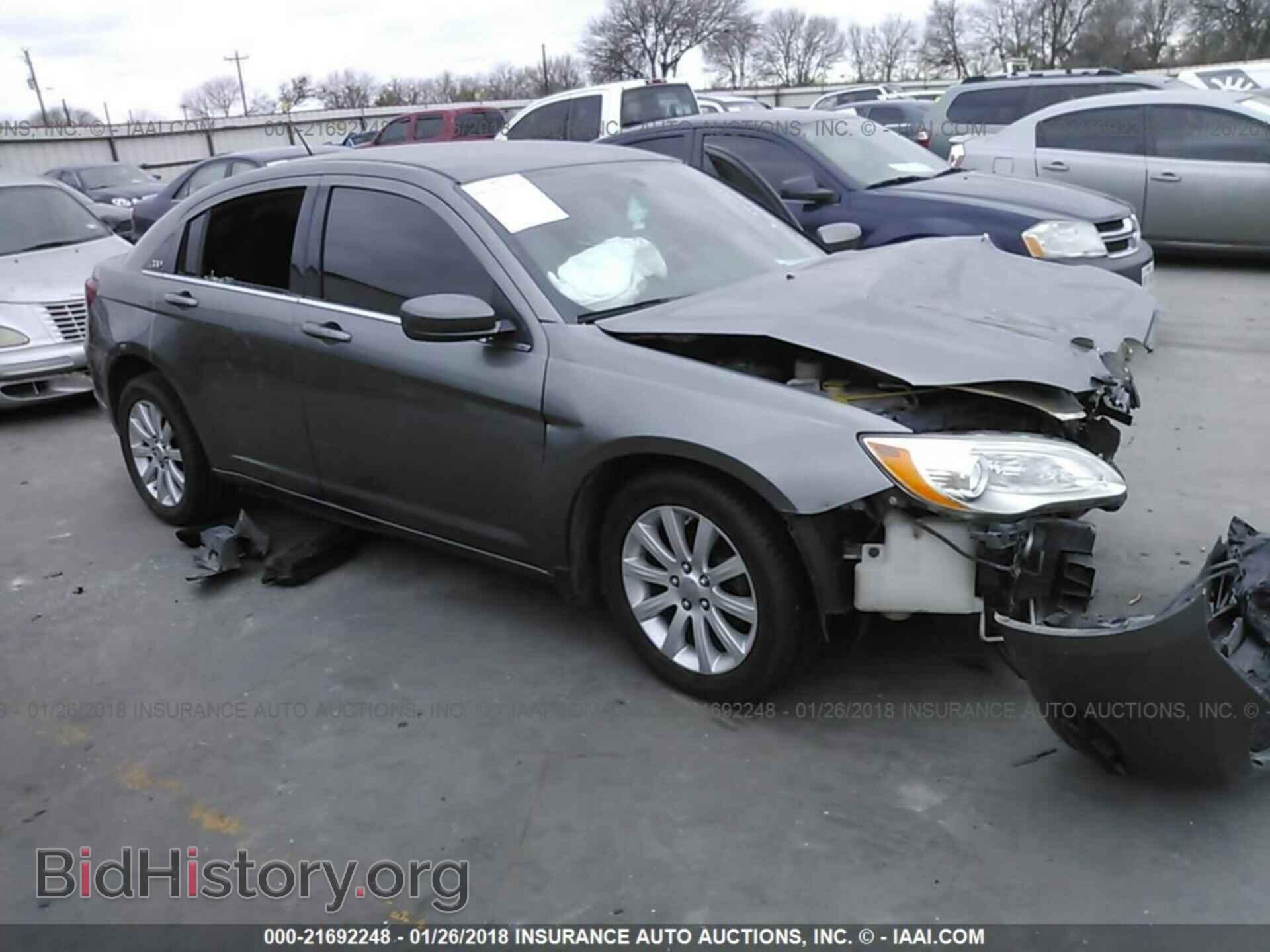Photo 1C3CCBBB5DN505446 - Chrysler 200 2013