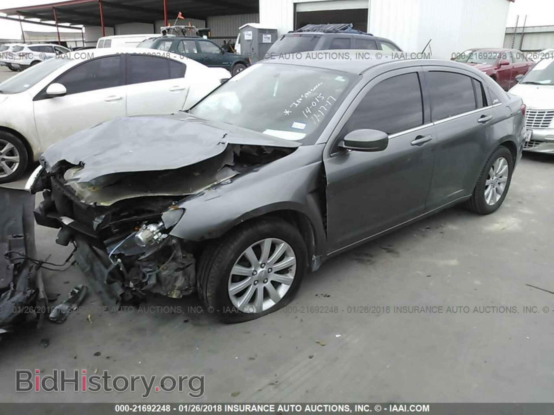 2013 Chrysler 200 - VIN: 1C3CCBBB5DN505446 - Photo 2