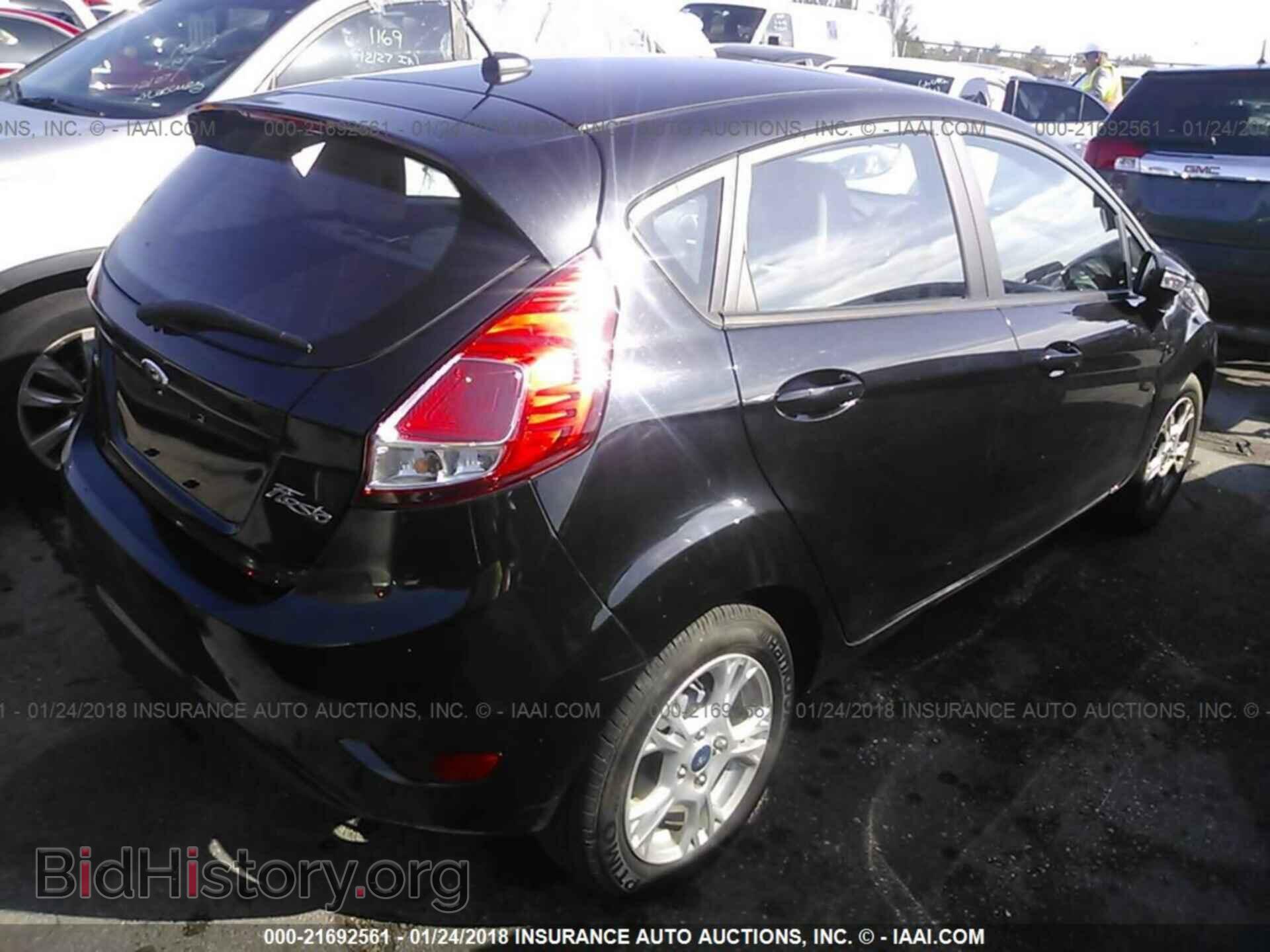 2014 Ford Fiesta - VIN: 3FADP4EJ5EM117329 - Фото 4