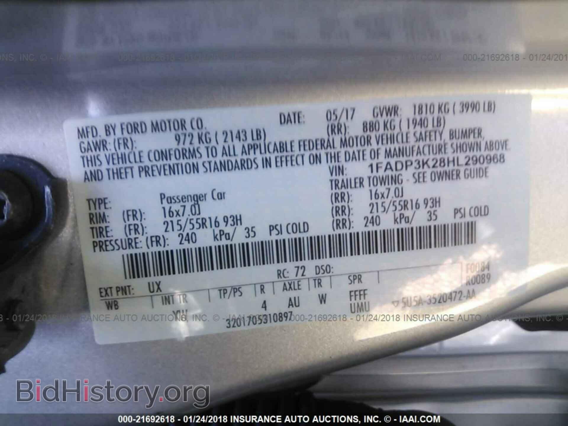 2017 Ford Focus - VIN: 1FADP3K28HL290968 - Photo 9