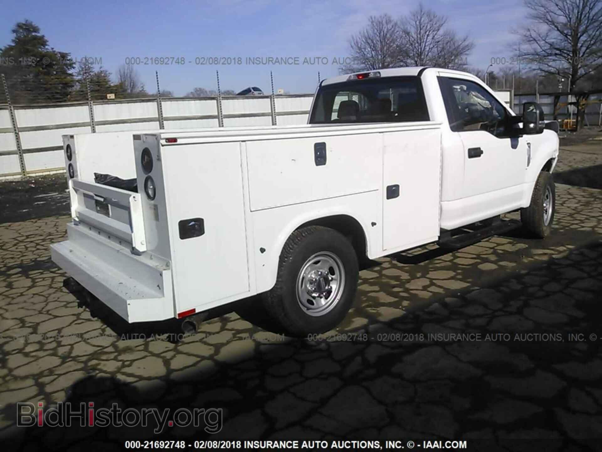 2017 Ford F250 - VIN: 1FDBF2A67HEE66122 - Photo 4