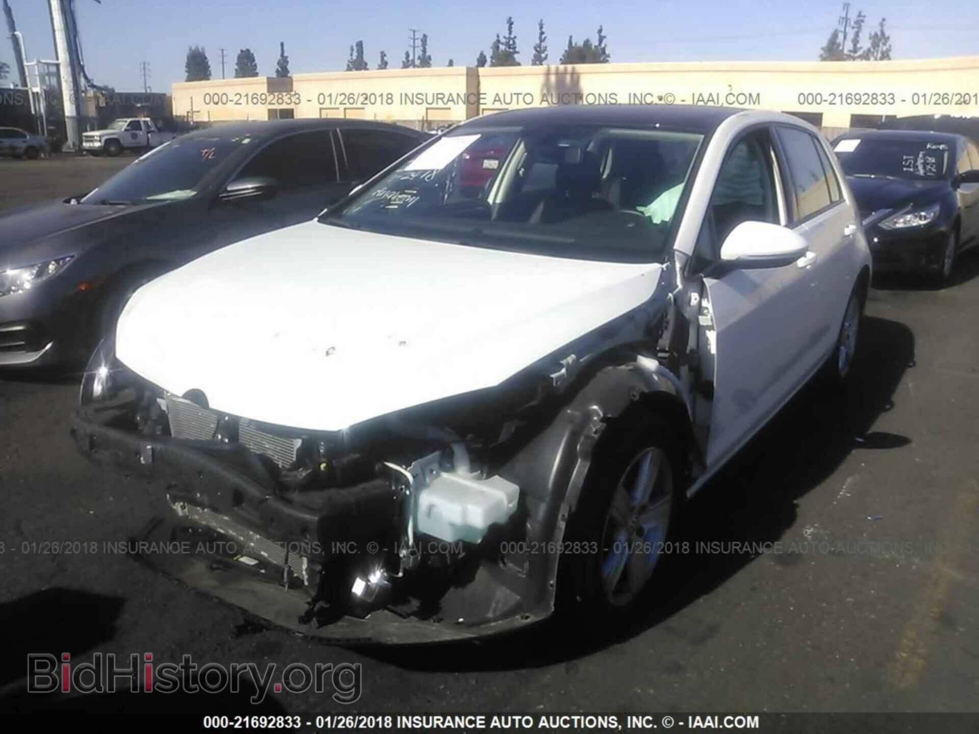 2017 Volkswagen Golf - VIN: 3VW217AU1HM022014 - Фото 2