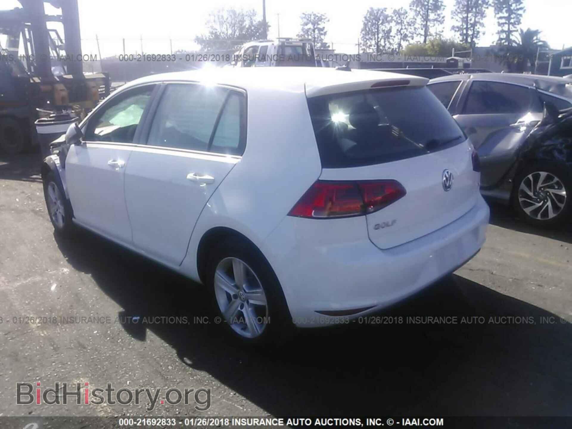 2017 Volkswagen Golf - VIN: 3VW217AU1HM022014 - Фото 3