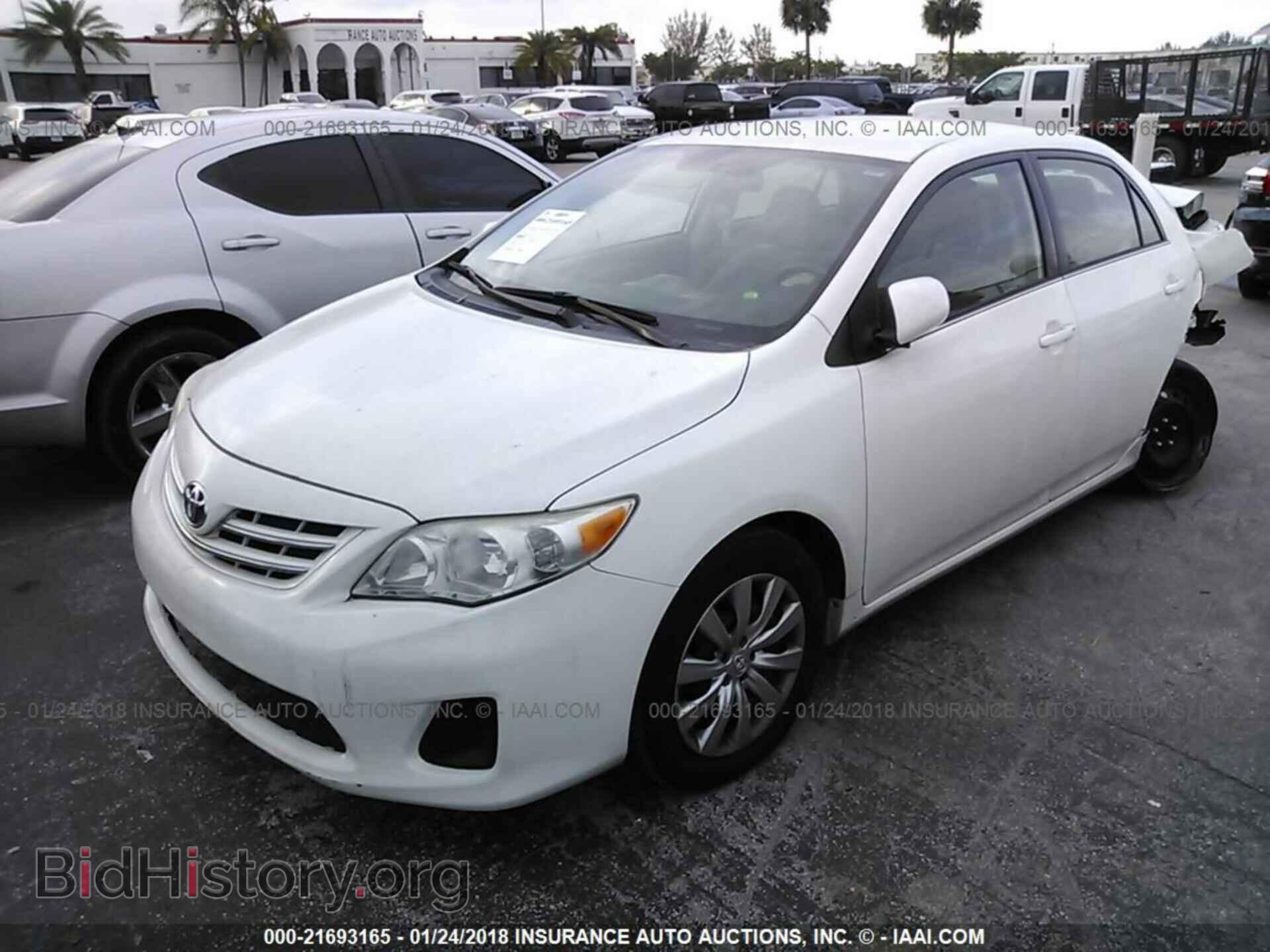 2013 Toyota Corolla - VIN: 5YFBU4EE0DP128906 - Фото 2