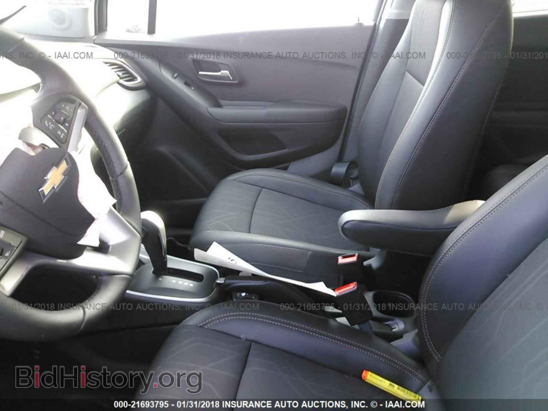 2017 Chevrolet Trax - VIN: 3GNCJLSB3HL274213 - Фото 5