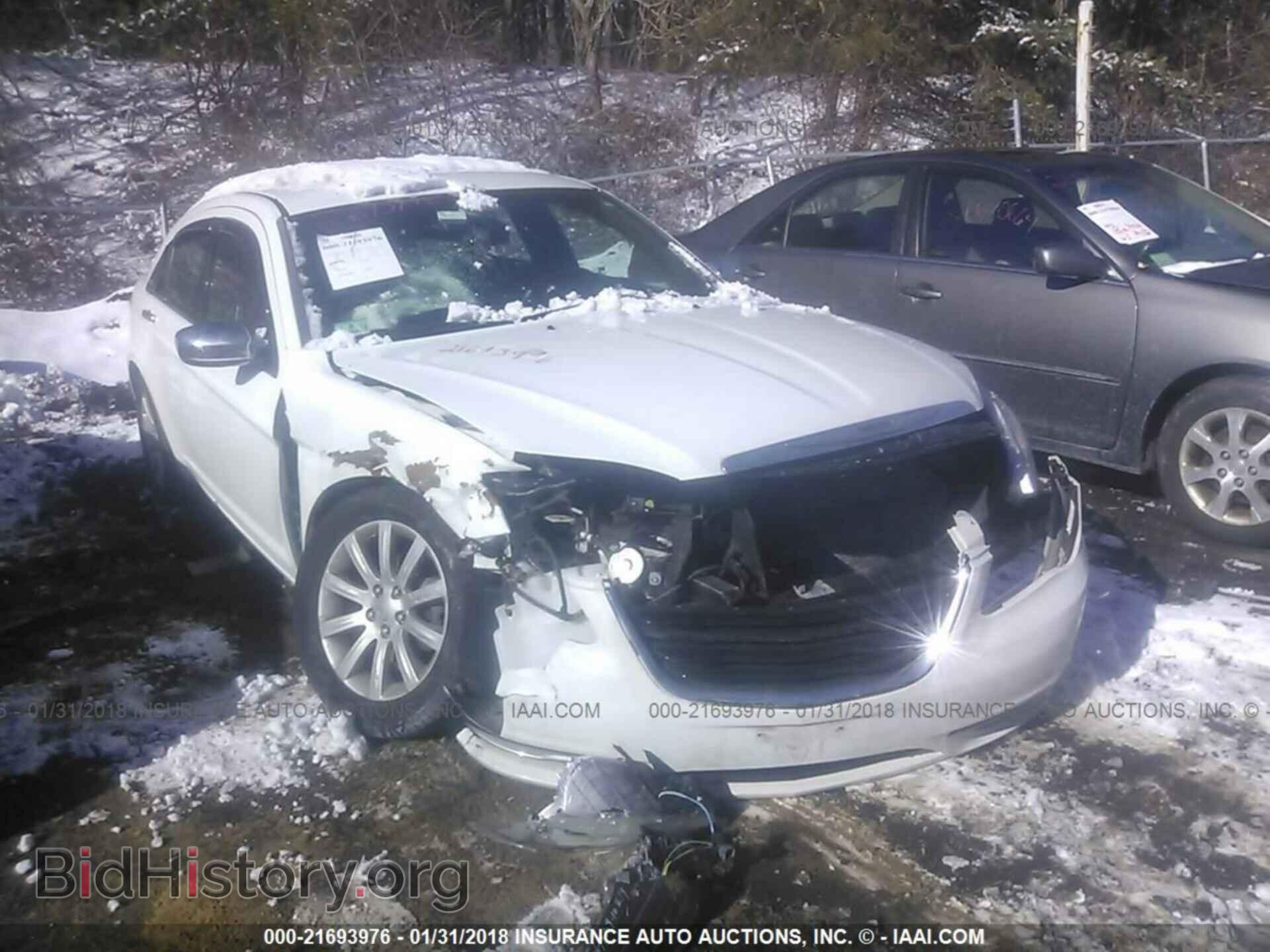 Photo 1C3CCBCG7DN573211 - Chrysler 200 2013