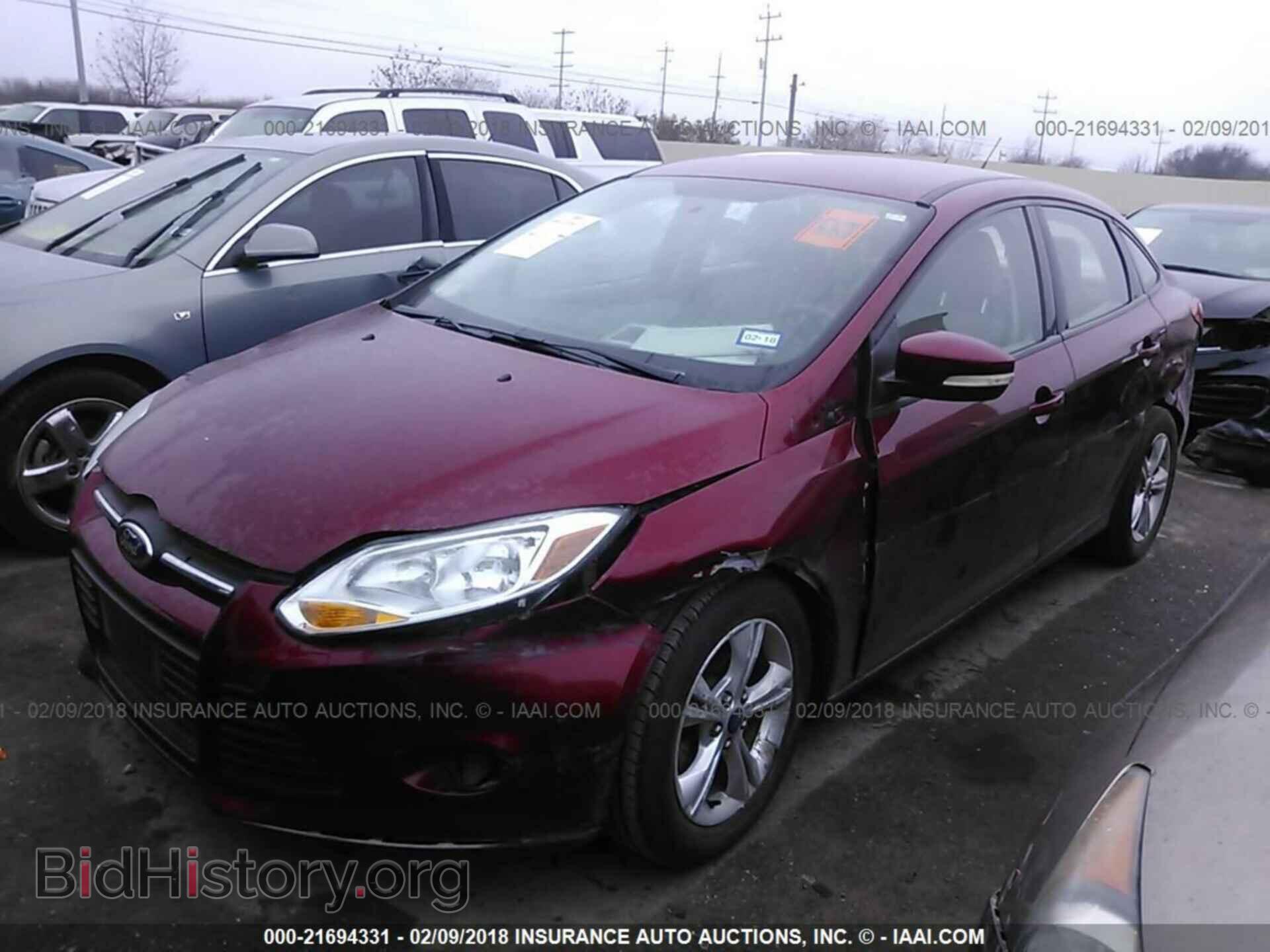 2014 Ford Focus - VIN: 1FADP3F20EL253757 - Photo 2